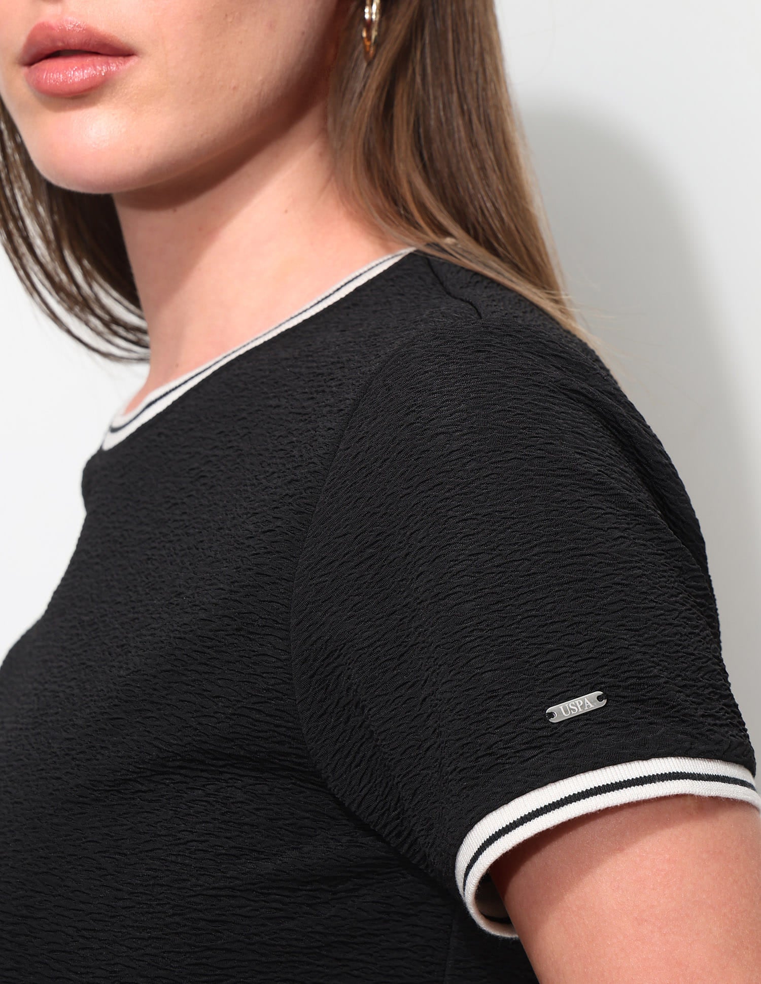 Regular Fit Textured T-Shirt Black - U.S. Polo Assn. India | Large