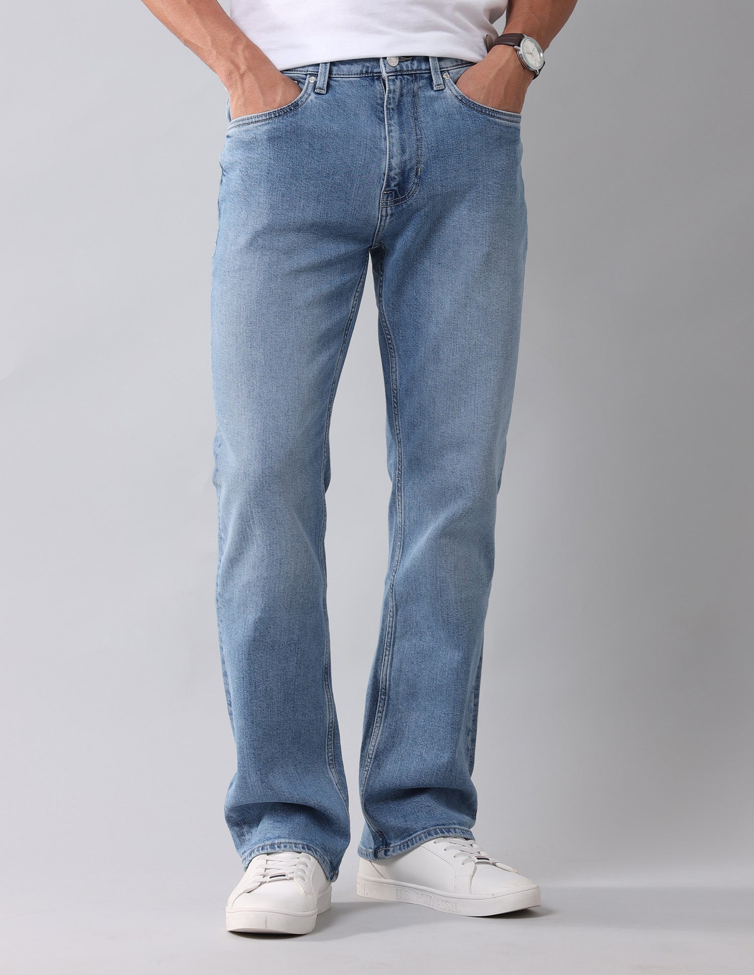 Connor Bootcut Fit Blue Jeans