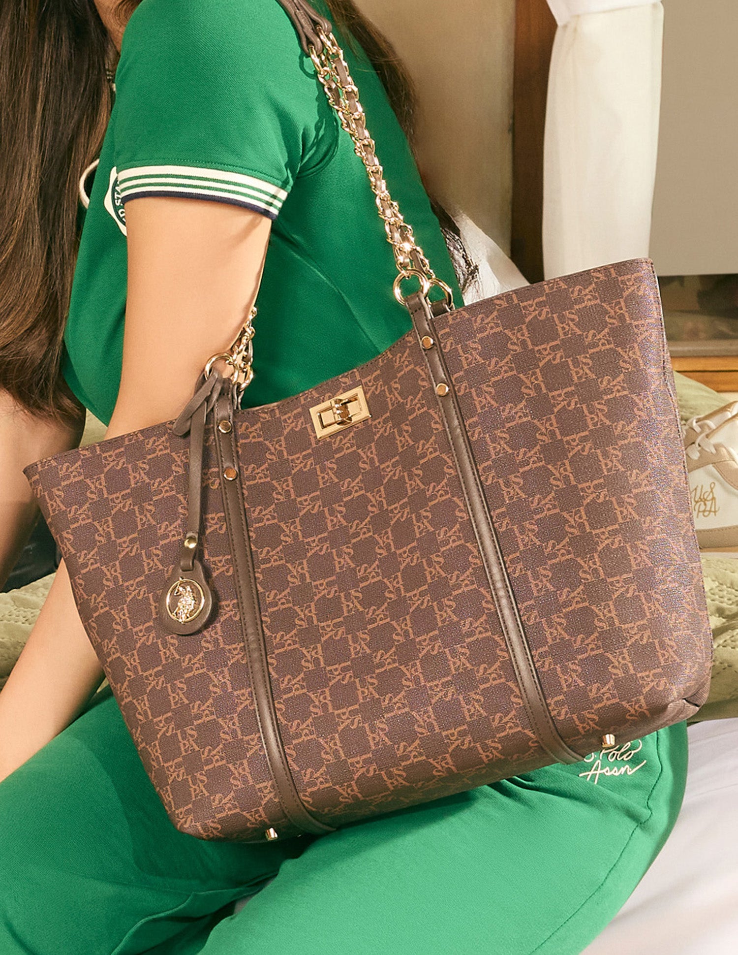 Women Kylie Monogram Tote Bag with Twist Lock