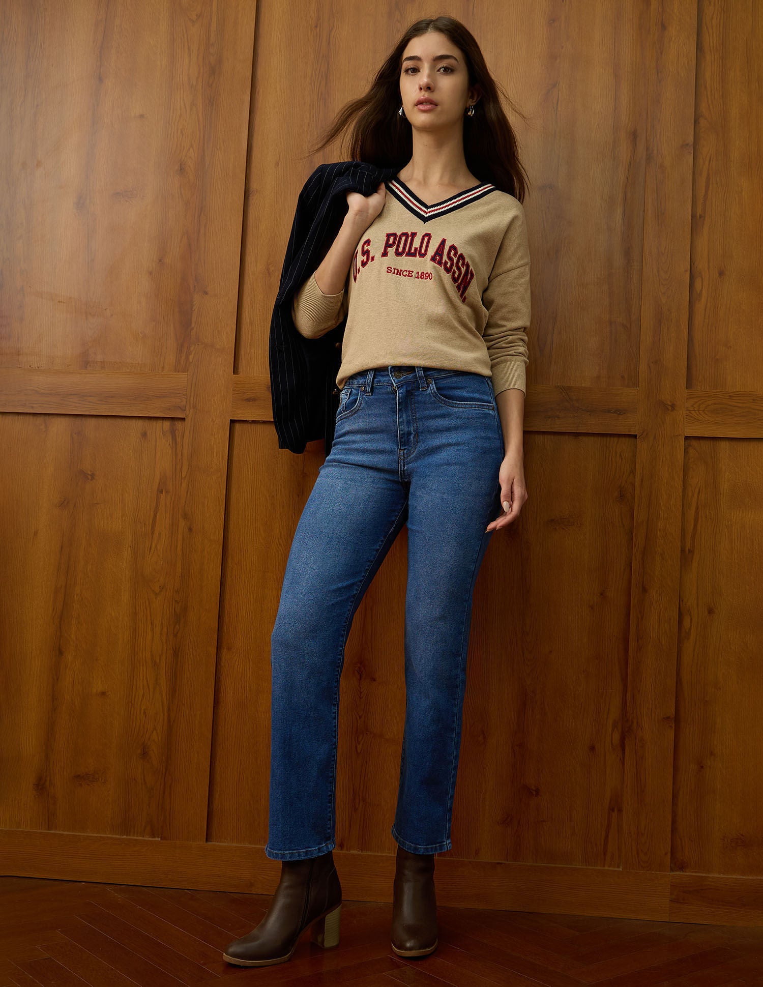 High Rise Straight Fit Jeans