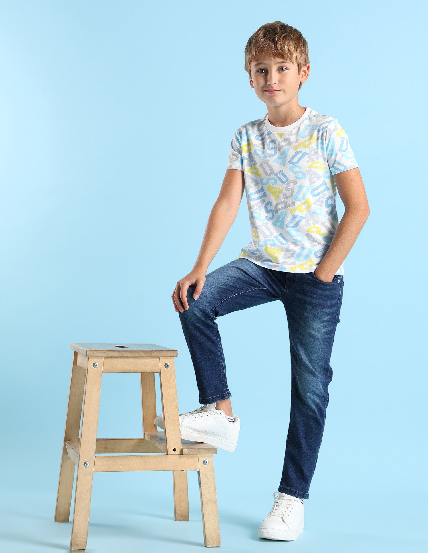 Boys Brand Printed Regular Fit T-Shirt