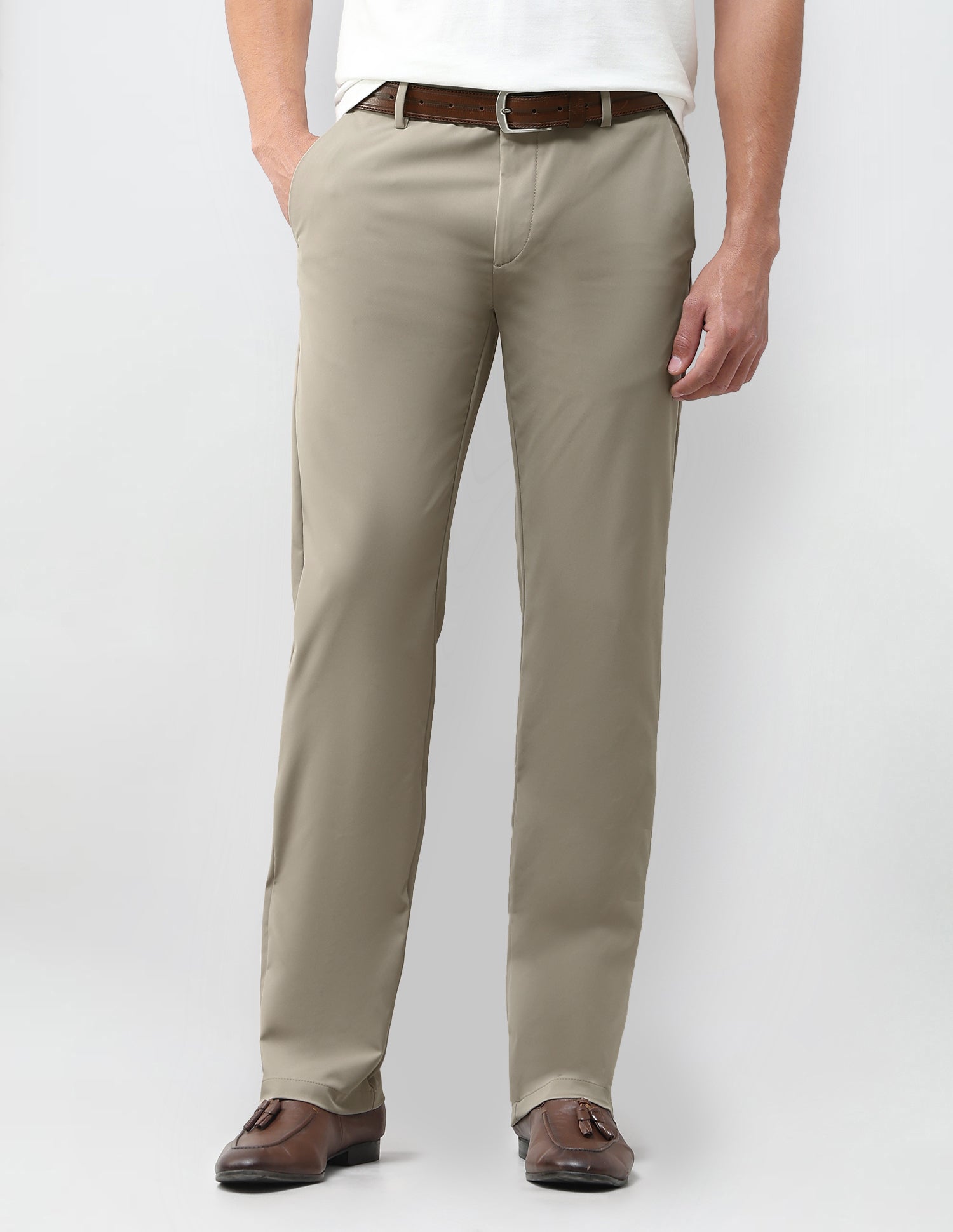 Mid Rise Riley Straight Fit Trousers Light Khaki - U.S. Polo Assn. India | Large
