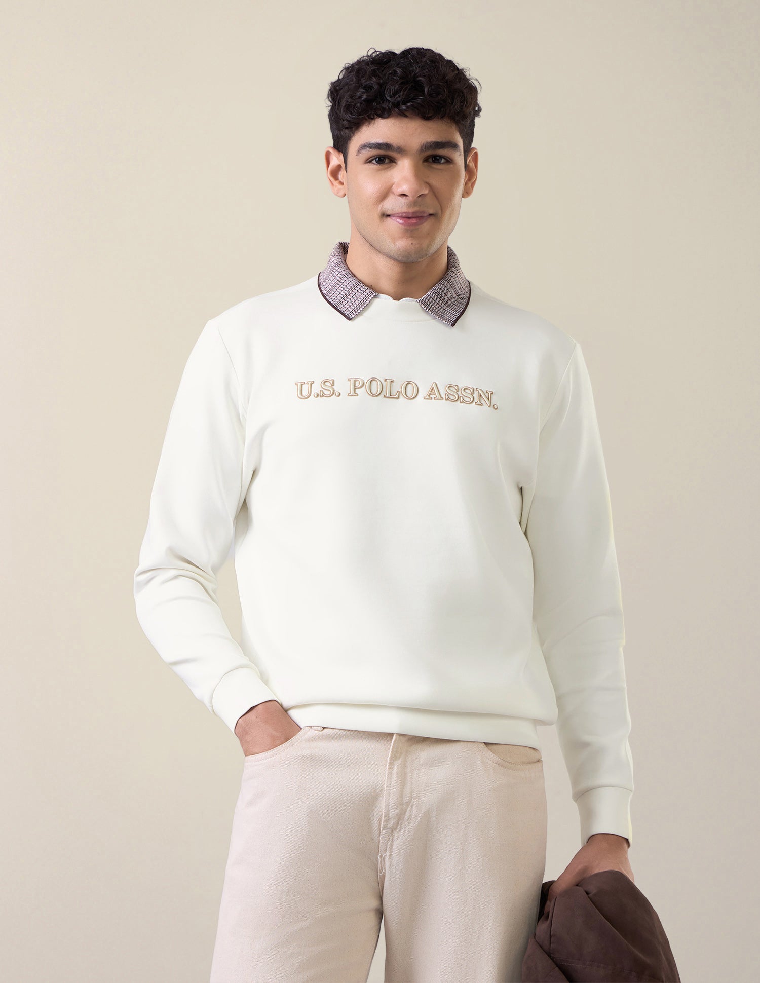 Brand Applique Slim Fit Sweatshirt Off White - U.S. Polo Assn. India | Large
