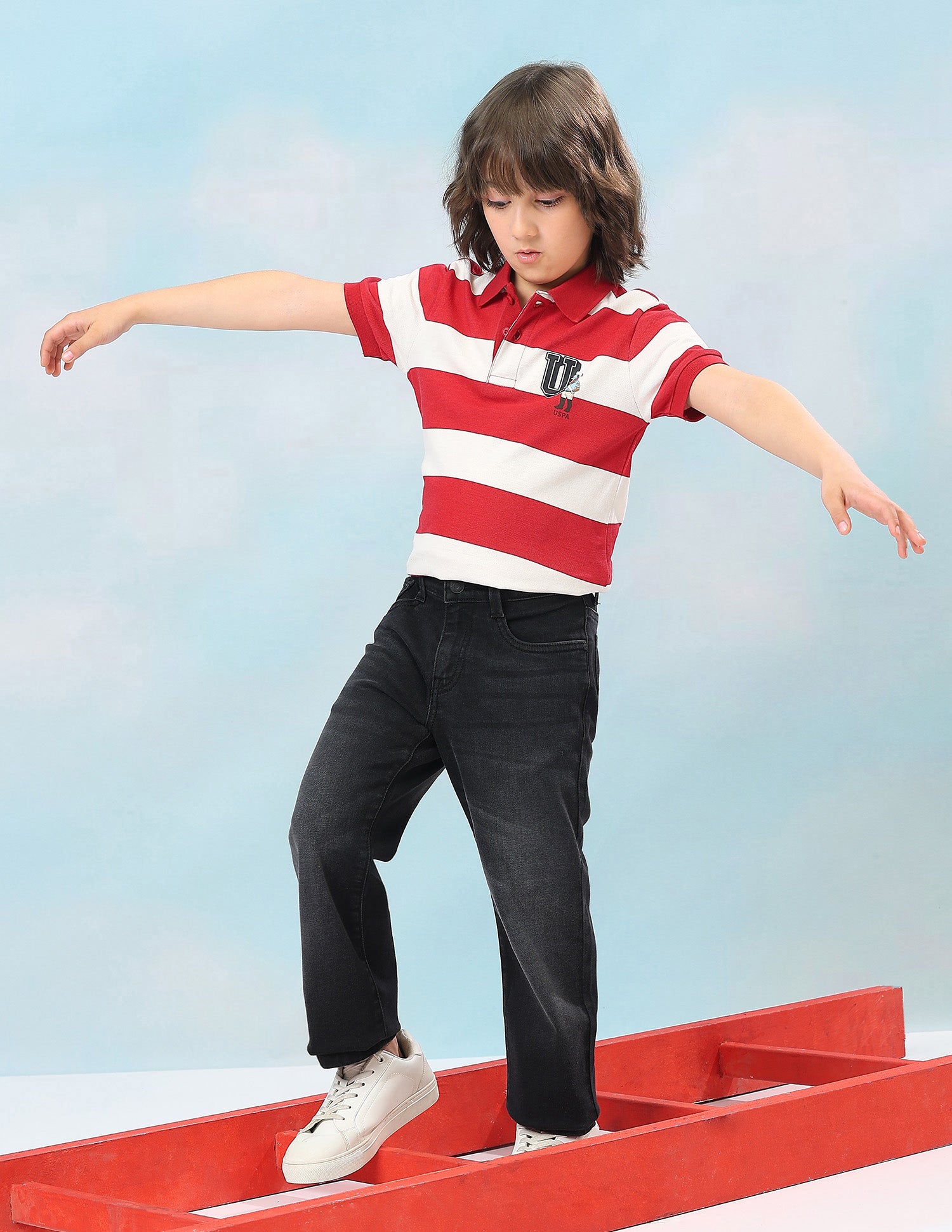 Relaxed Fit Whiskered Jeans