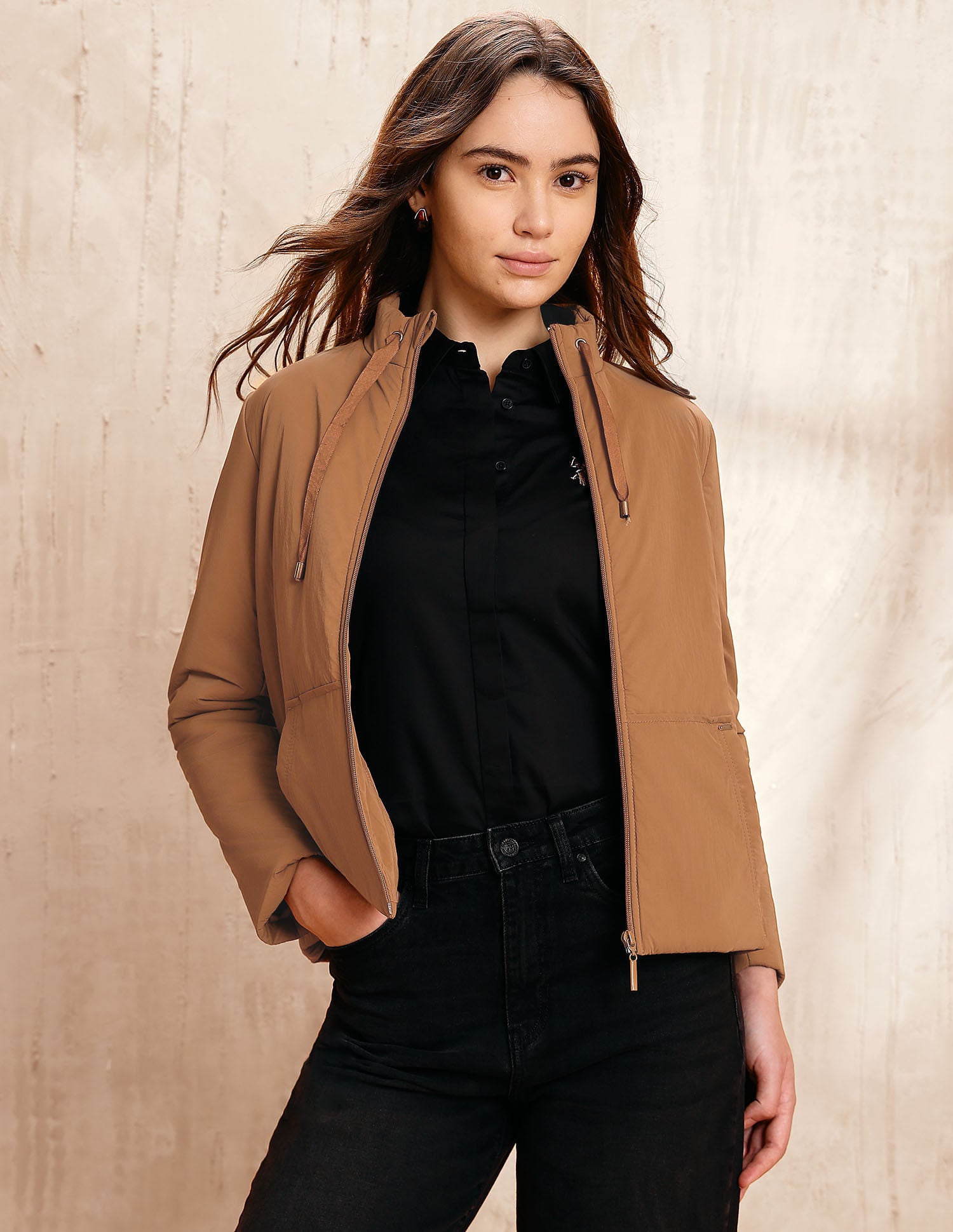 Solid Regular Fit Puffer Jacket