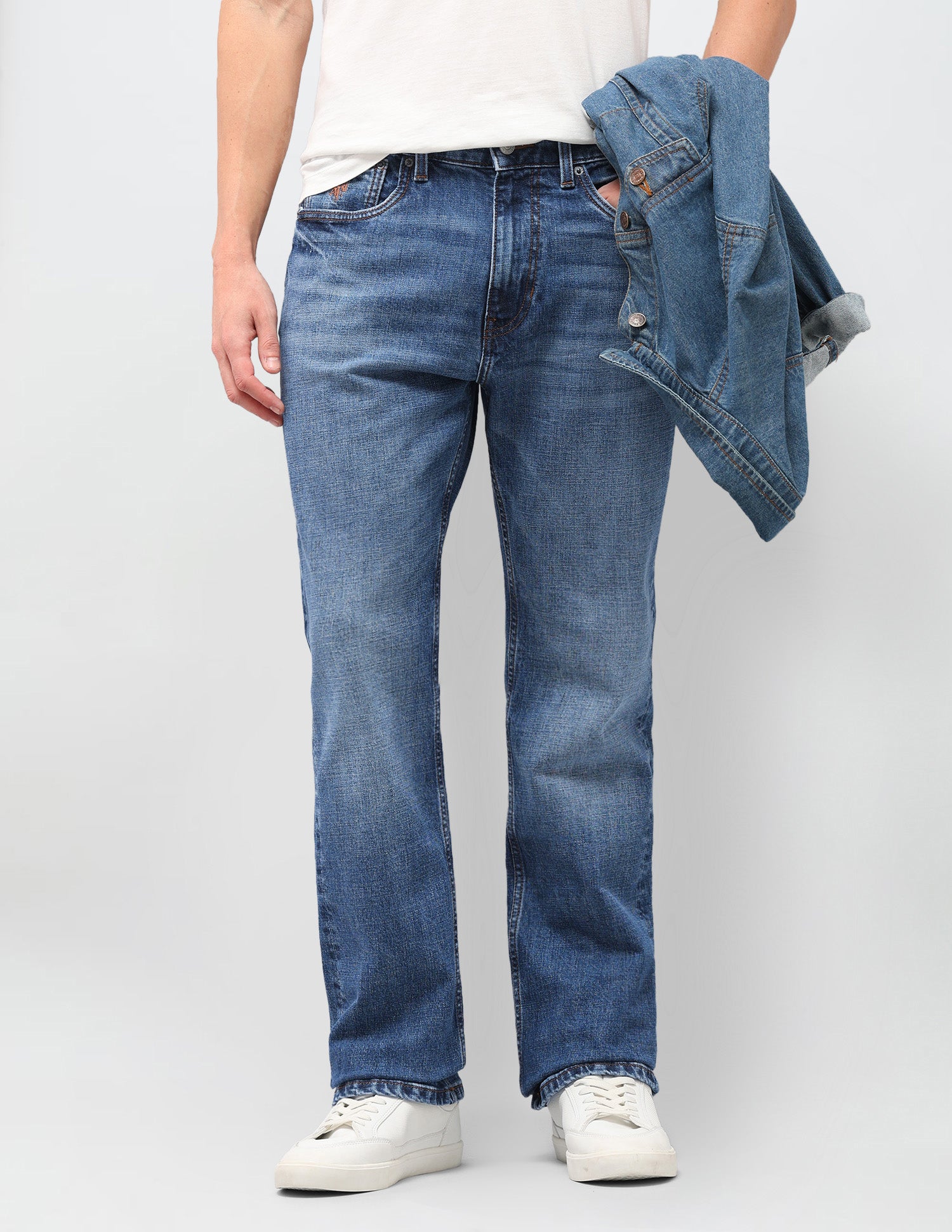 Connor Bootcut Fit Blue Jeans