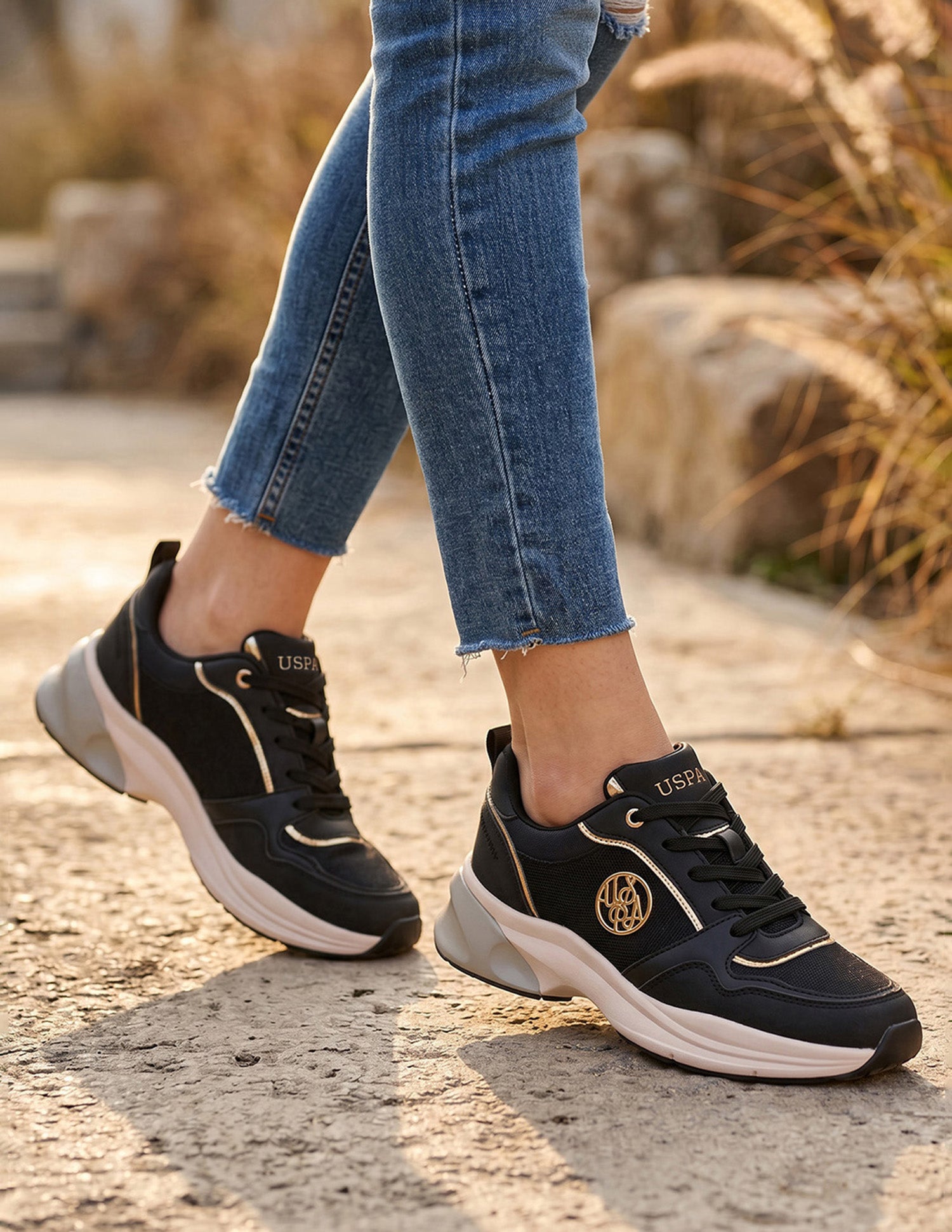 Ginevra Black Lightweight Sneaker Shoes