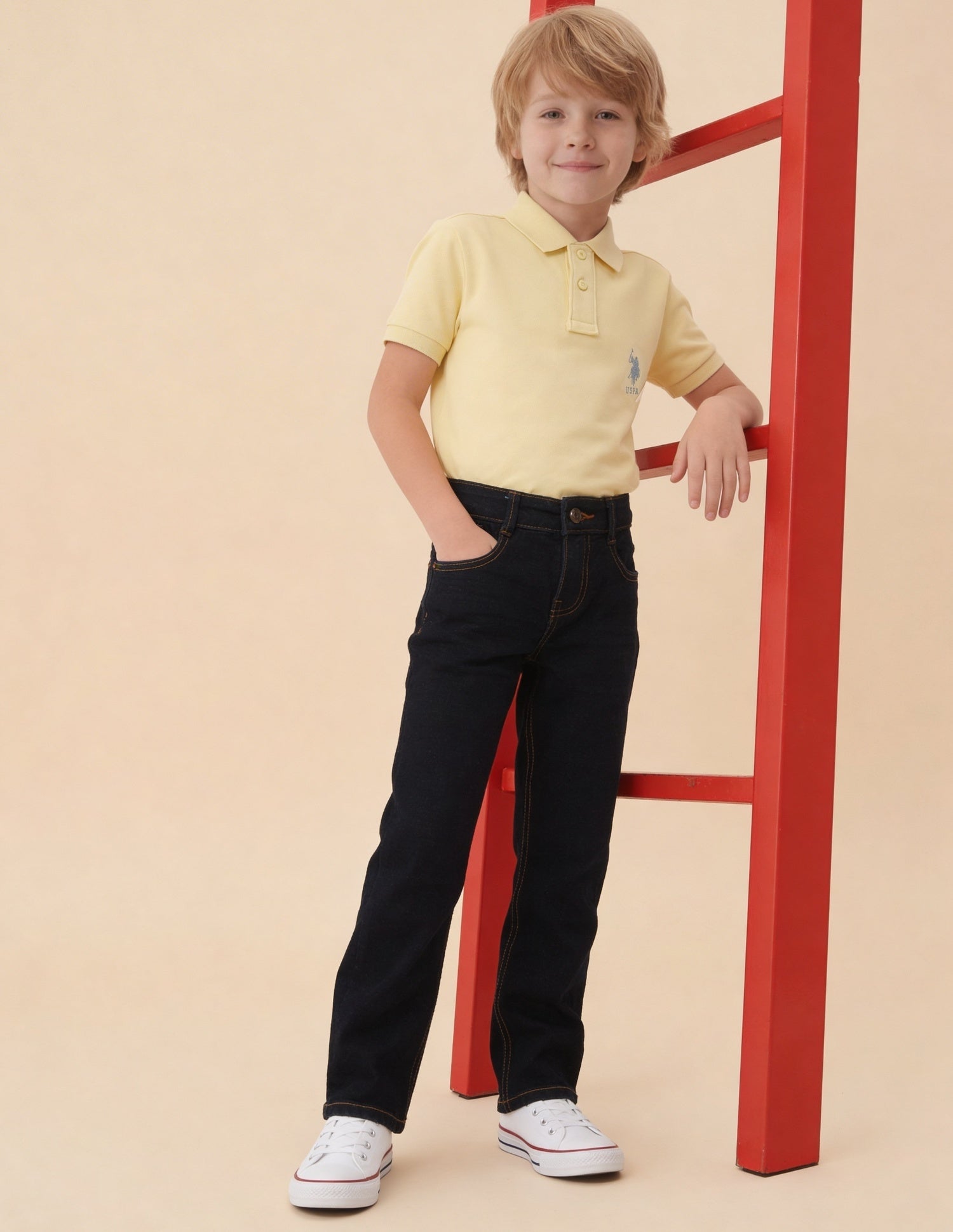 Relaxed Fit Blue Jeans