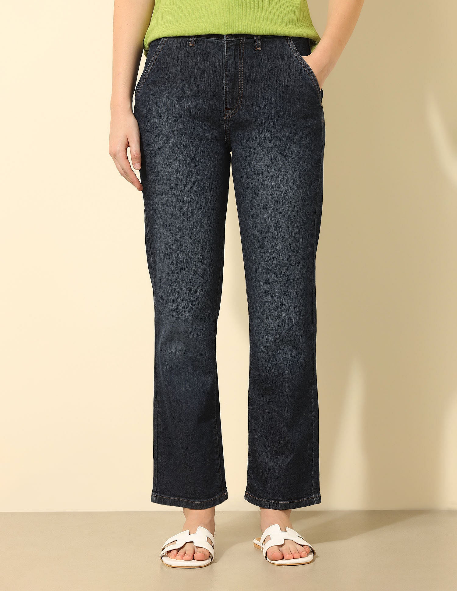 High Rise Straight Fit Jeans