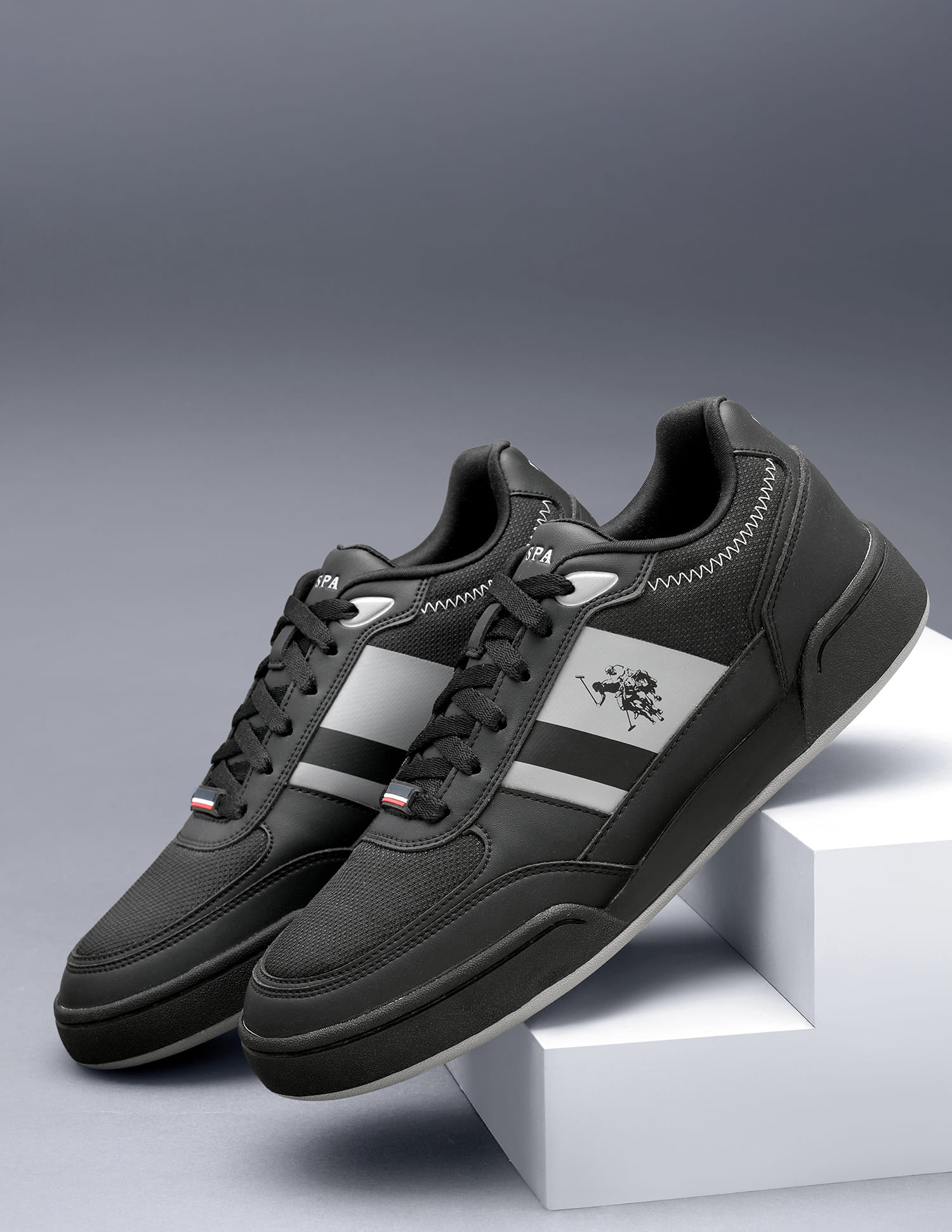Luis Colourblocked Sneakers Black - U.S. Polo Assn. India | Large