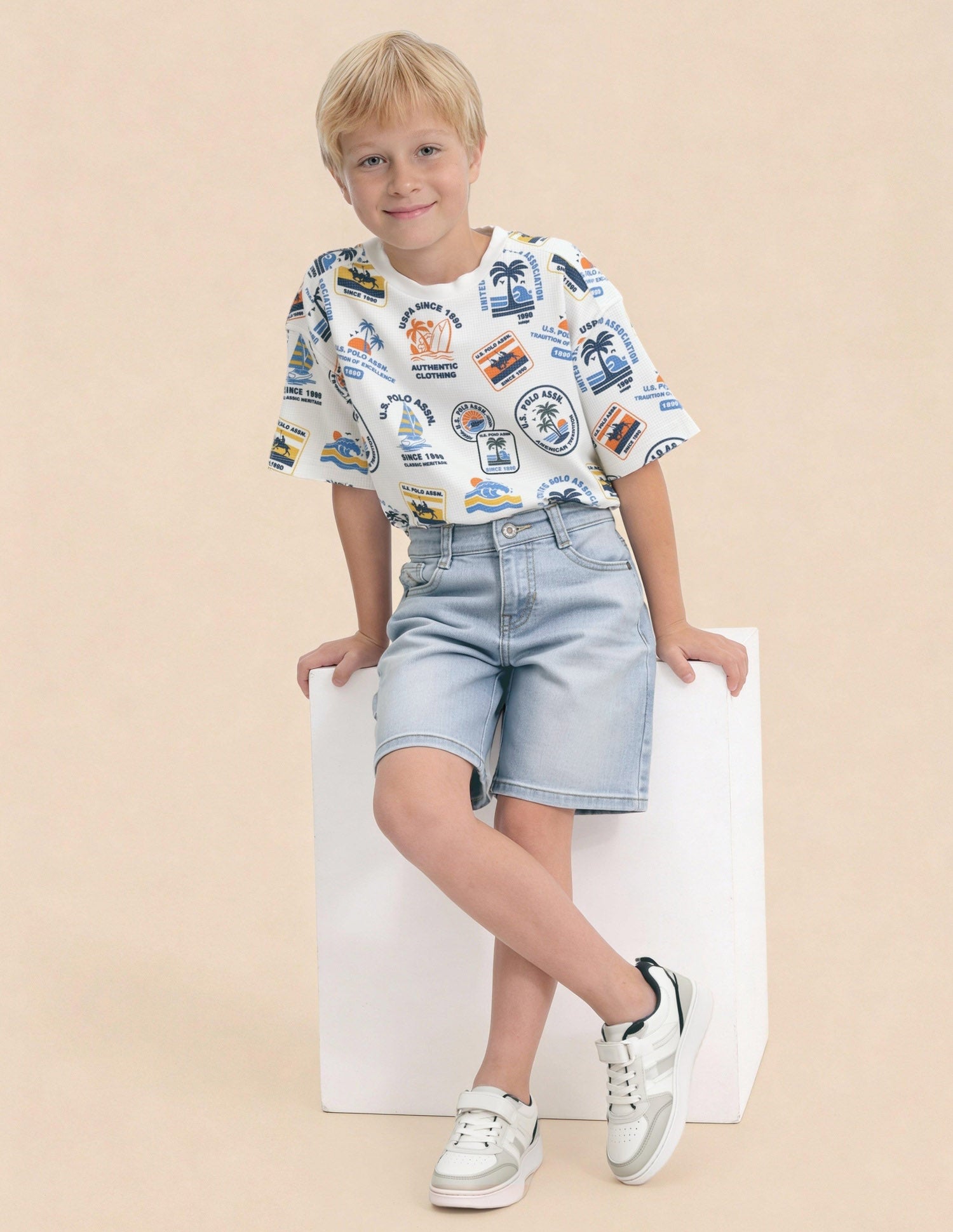 Boys Mid Rise Denim Shorts