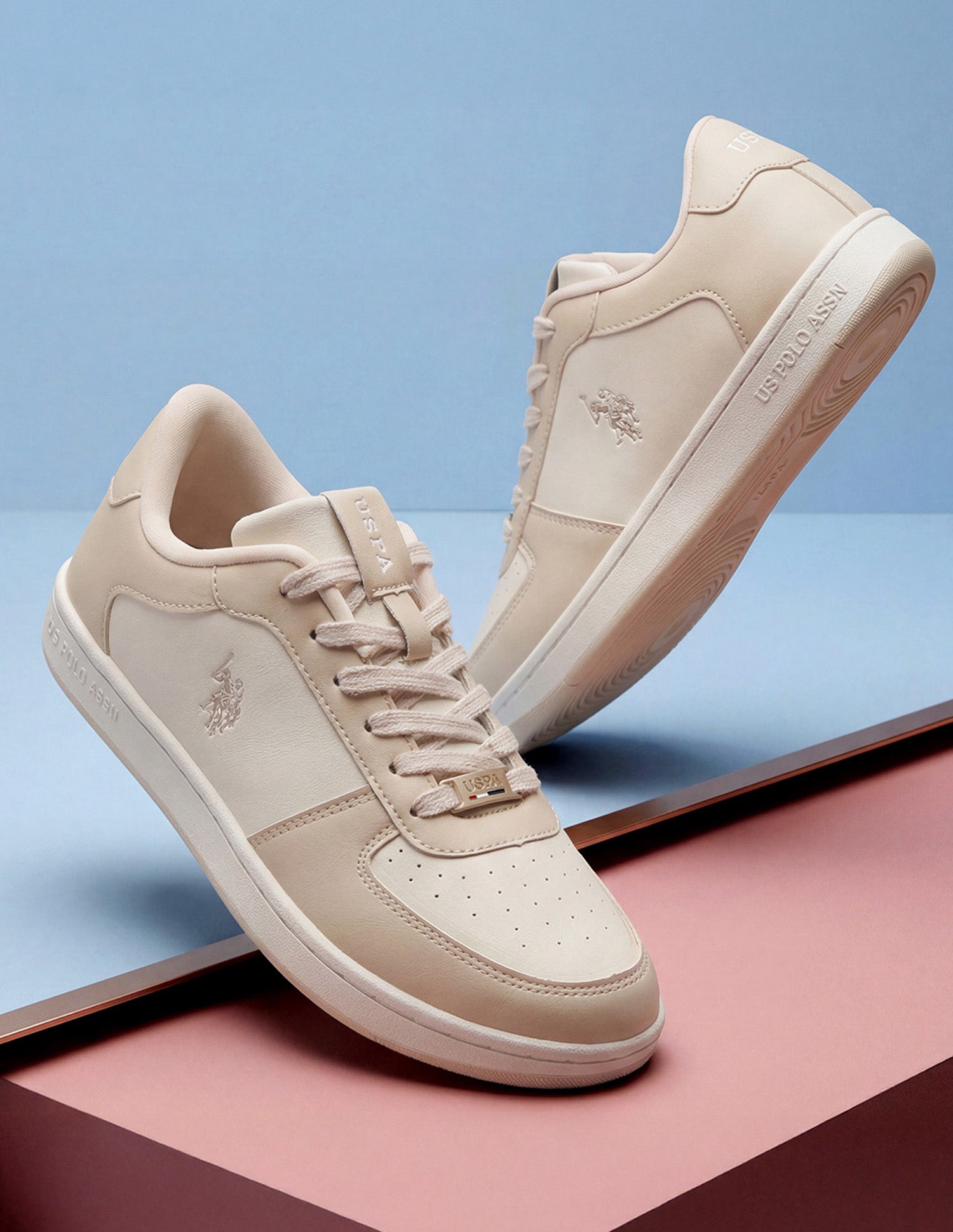 Women Rein 2.0 Round Toe Colourblocked Sneakers