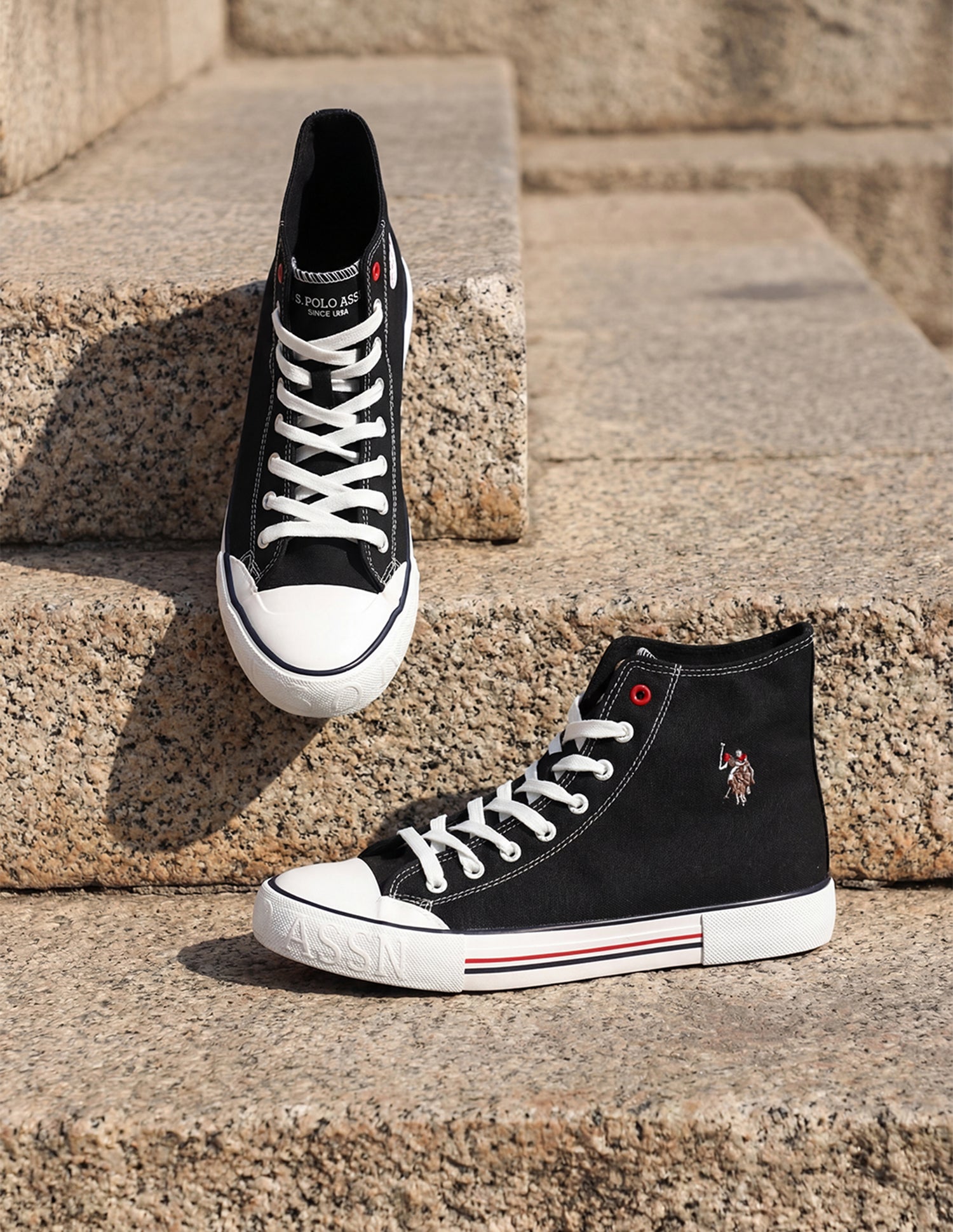 Men Vlair 2.0 Canvas Mid Top Casual Shoes