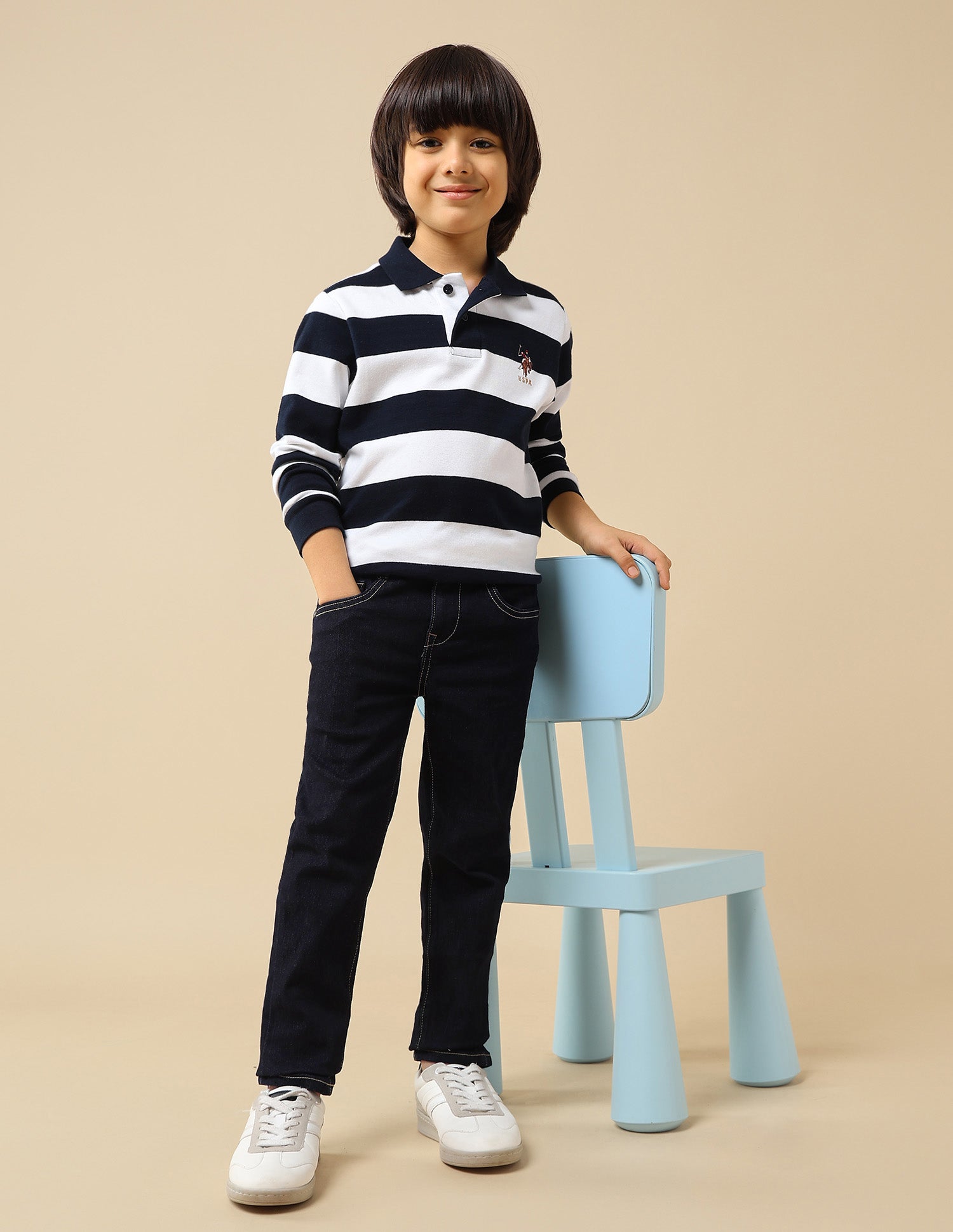 Boys Slim Fit Mid Rise Jeans