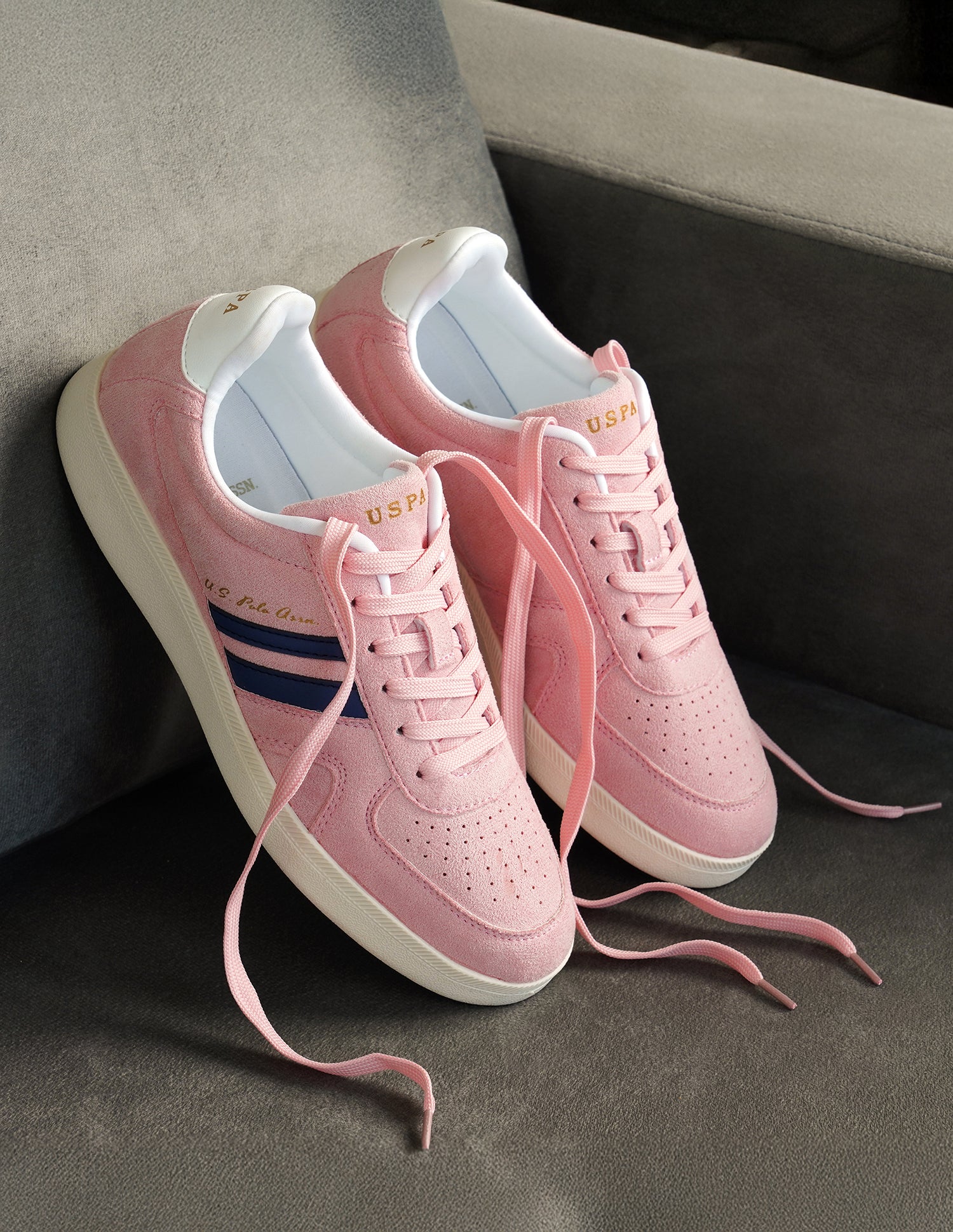 Women Round Toe Edda Striped Sneakers