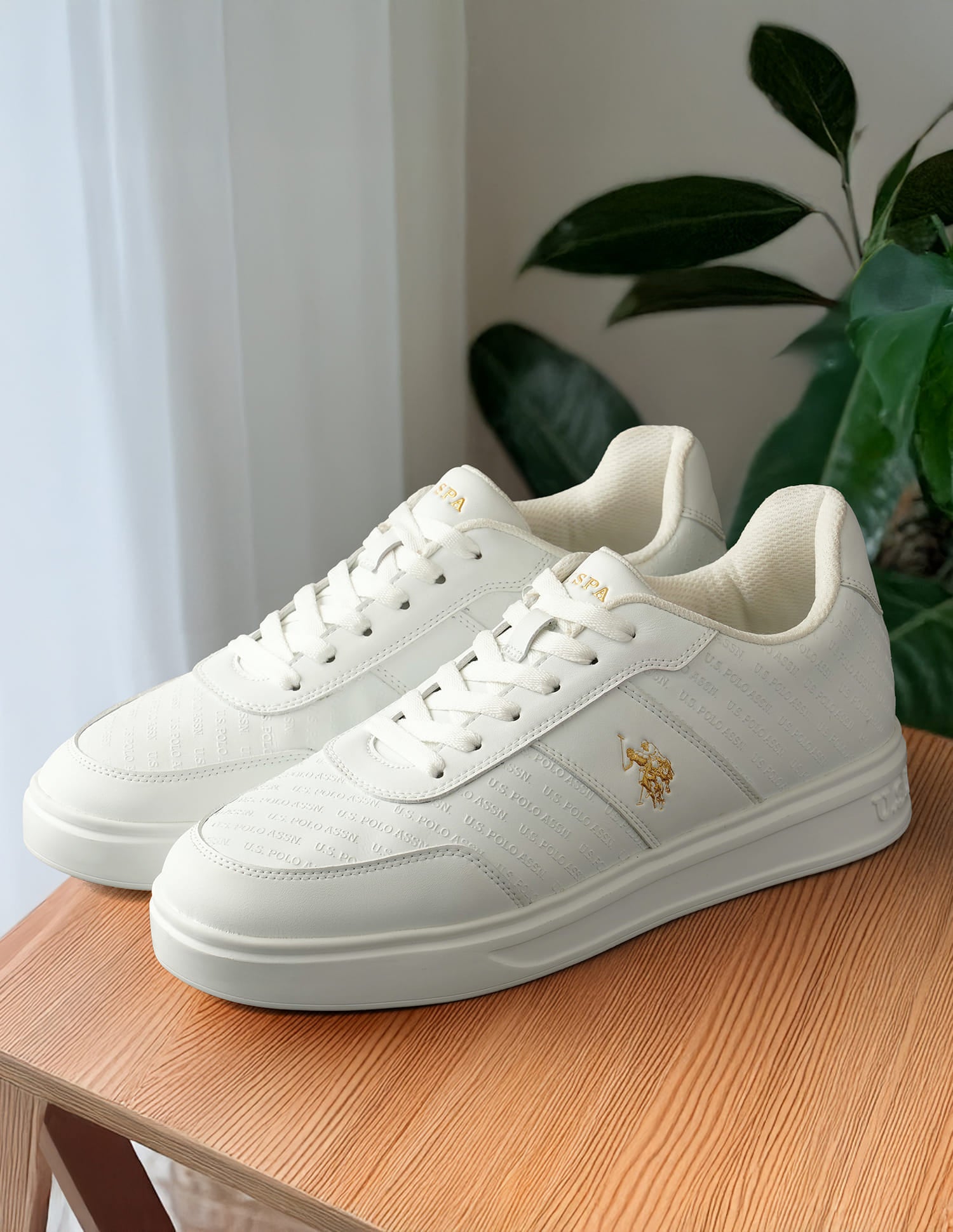 Brand Embossed Cort 2.0 Sneakers White - U.S. Polo Assn. India | Large