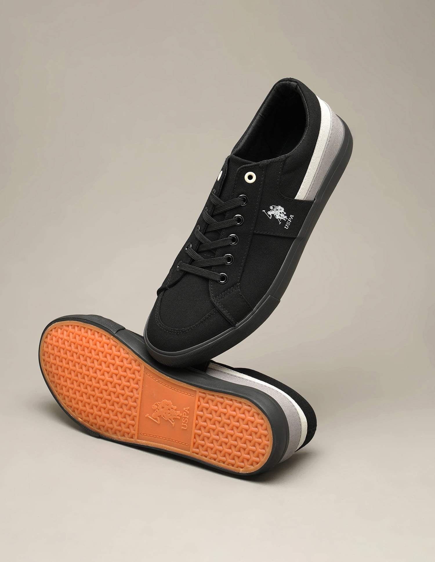 Men Clarkin 10.0 Colourblocked Sneakers Black - U.S. Polo Assn. India | Large