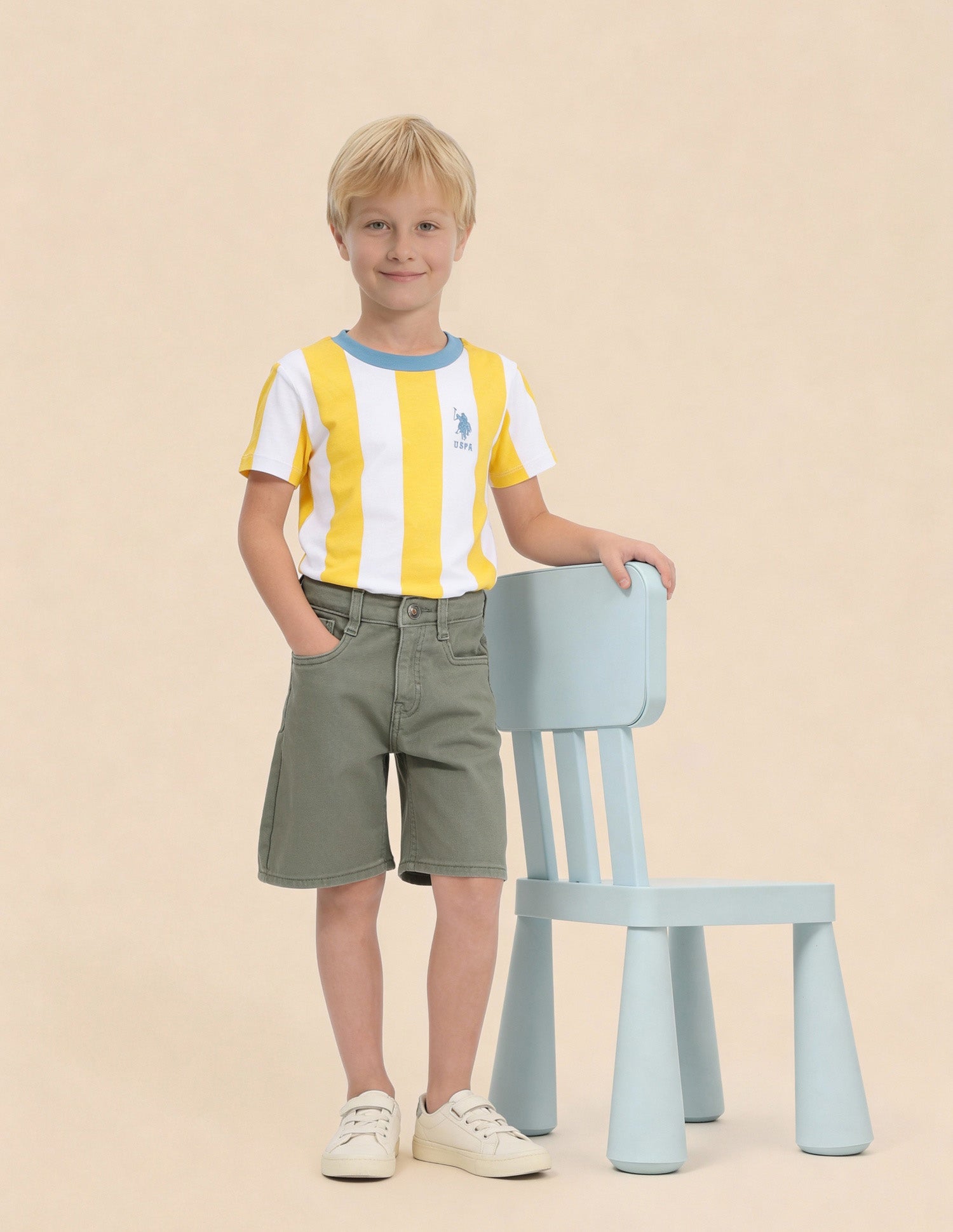 Boys Regular Fit Solid Shorts