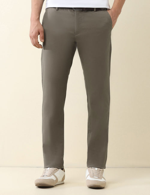 Chinos