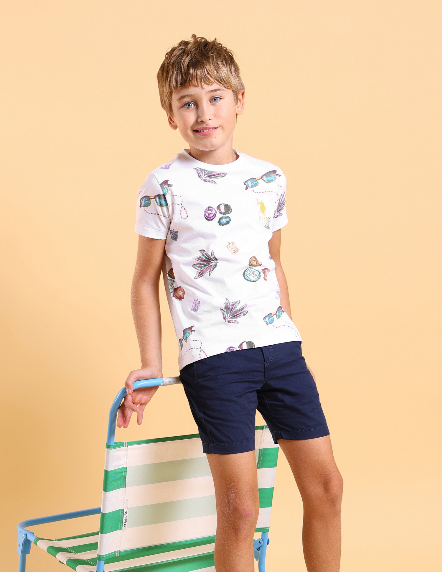 Boys Regular Fit All Over Printed T-Shirt