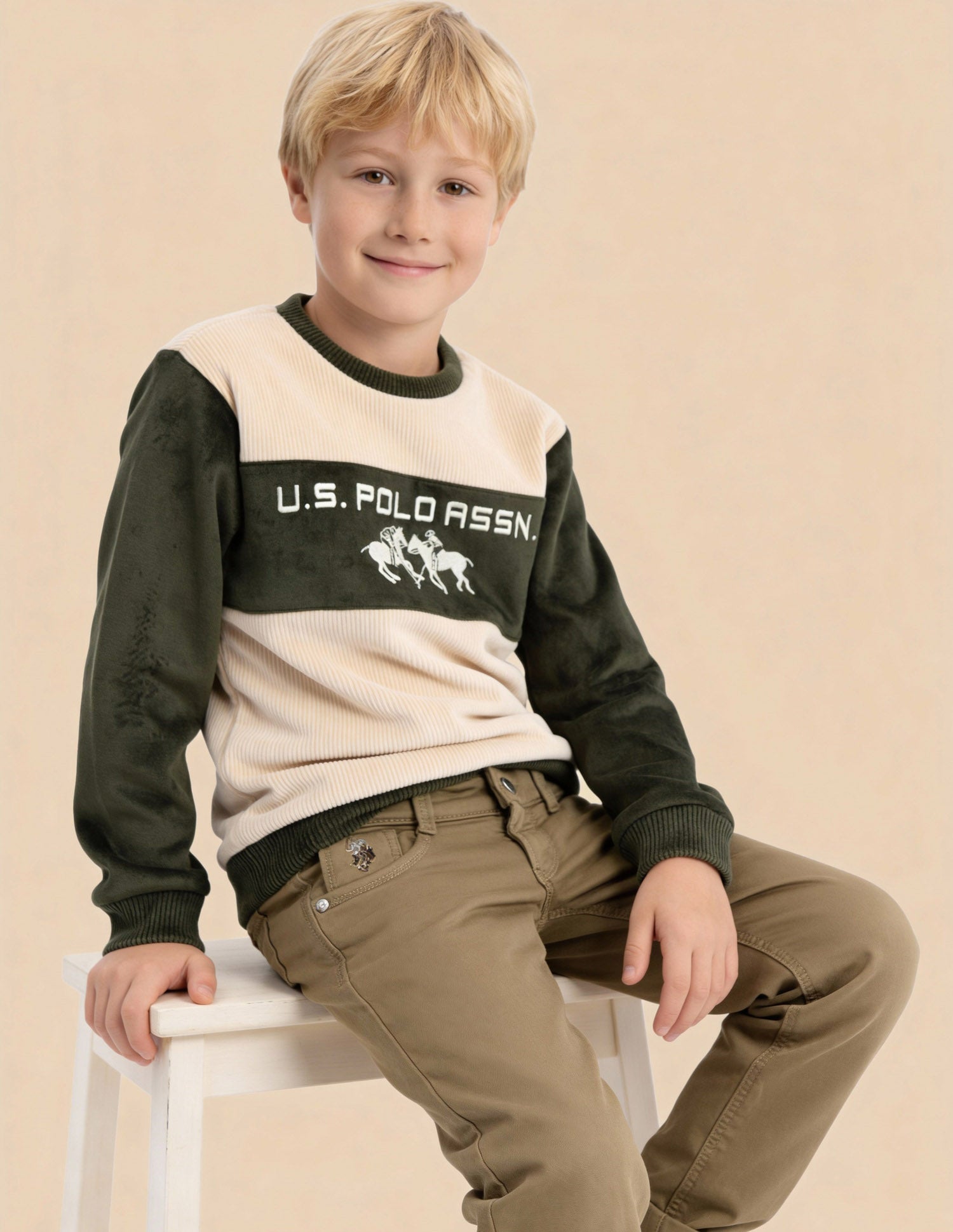 Boys Brand Embroidered Regular Fit Sweatshirt