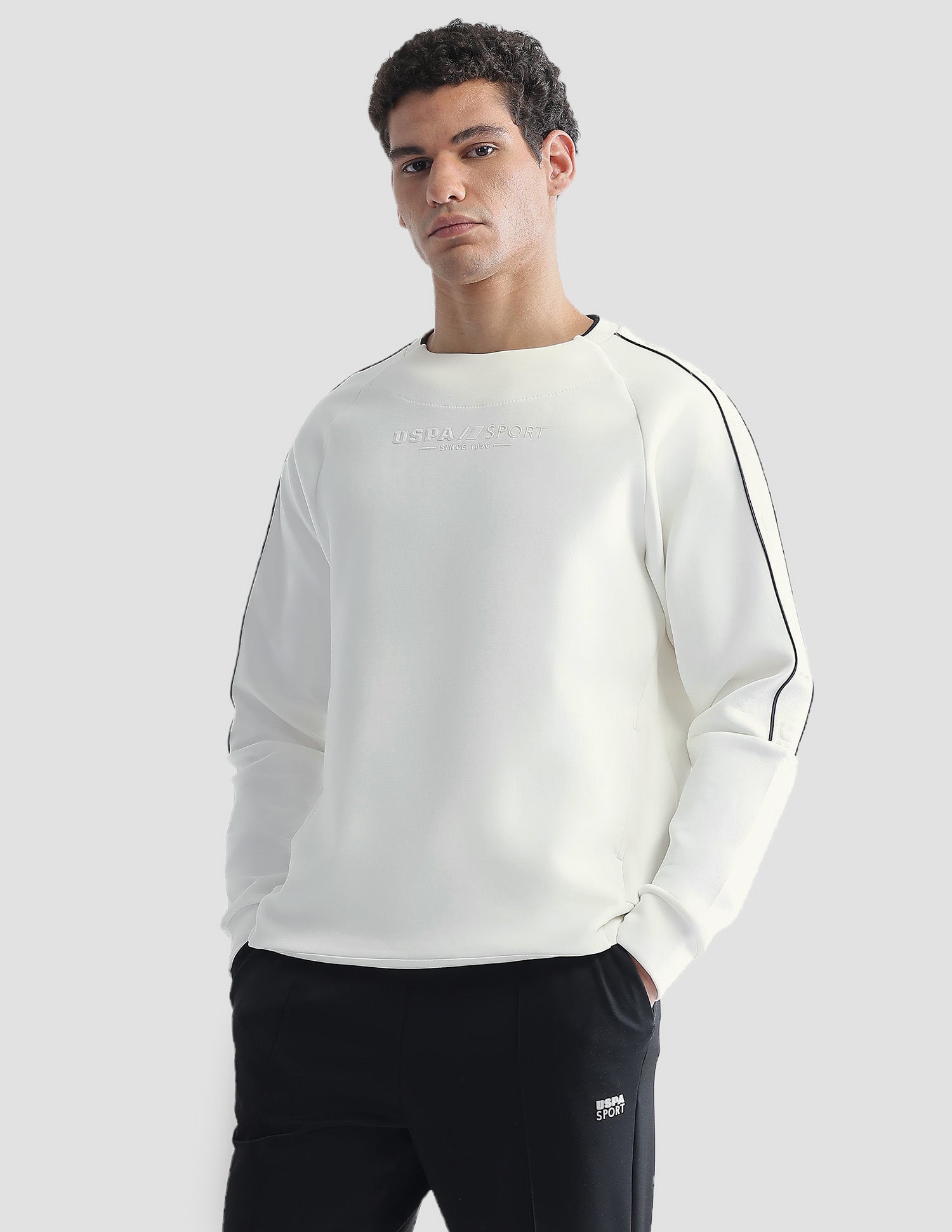 Solid Regular Fit Active Sweatshirt