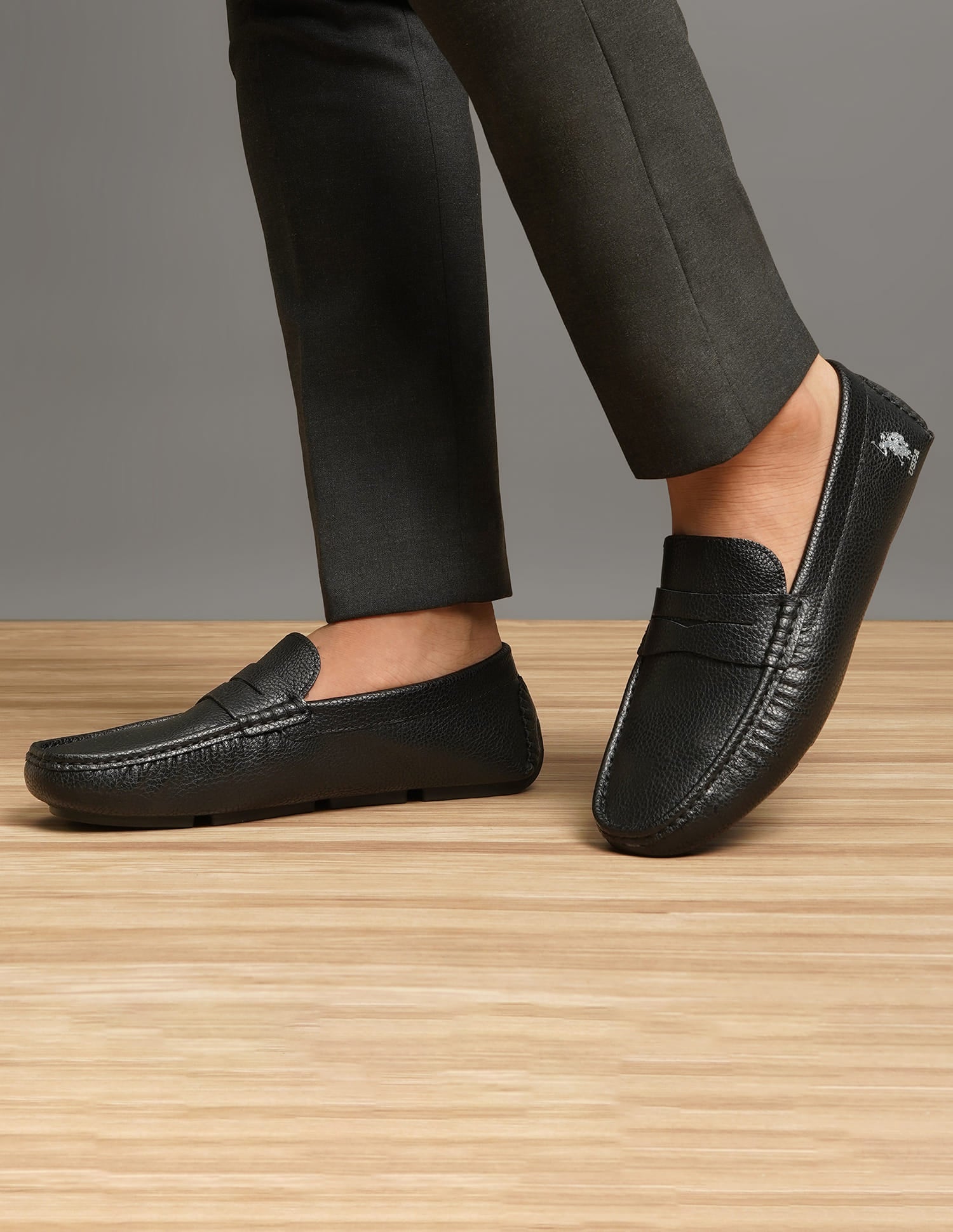 Men Kiger Textured Loafer Black - U.S. Polo Assn. India | Large