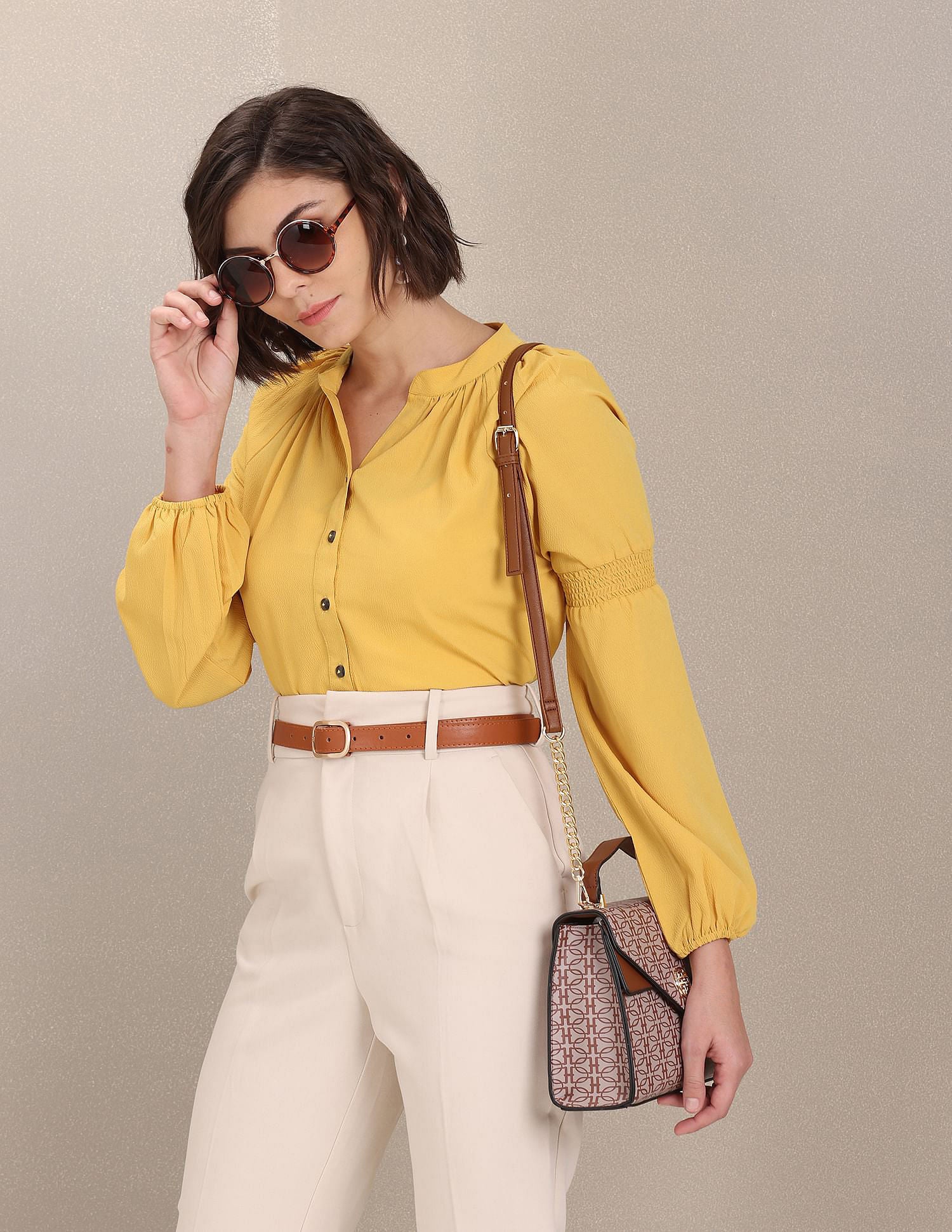 Full Button Closure Solid Top