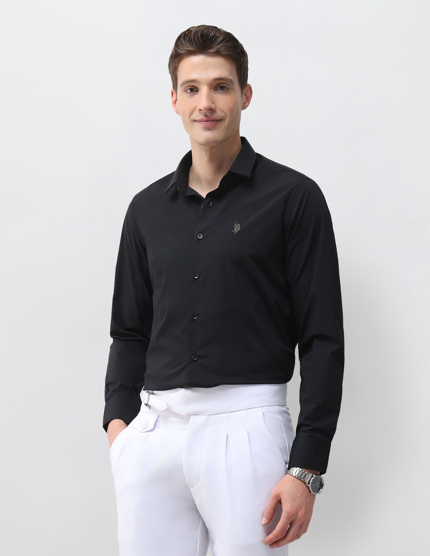 Aeris Solid Regular Fit Shirt