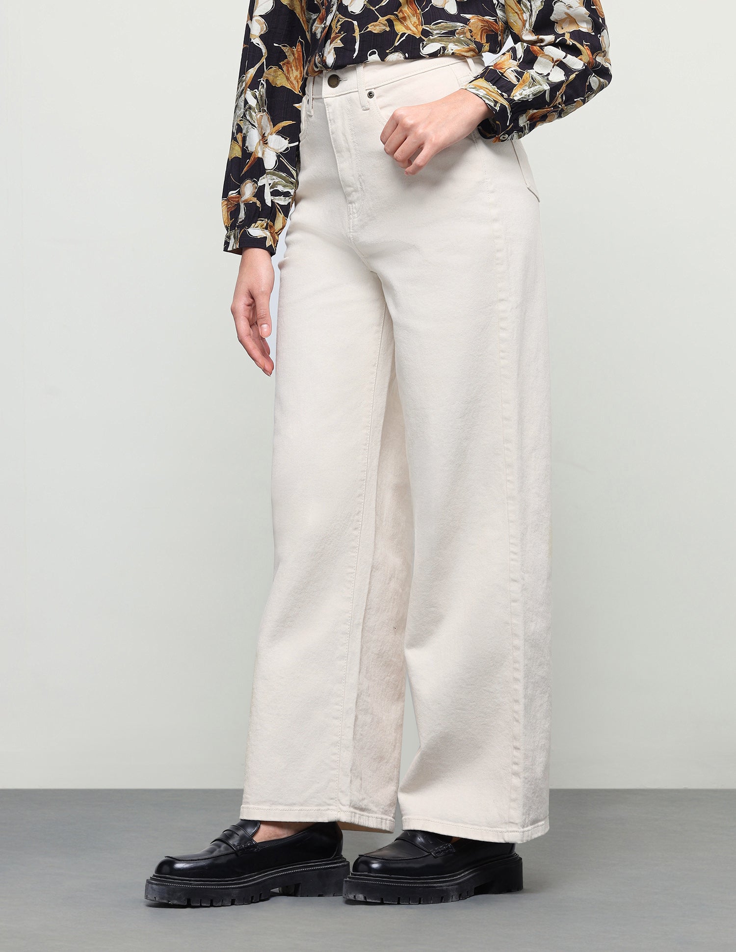 Wide Leg Fit Beige Jeans Ecru - U.S. Polo Assn. India | Large