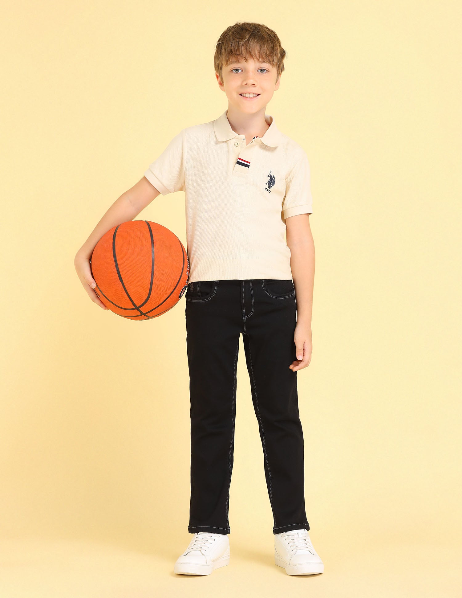 UKJEN607 BLACK Boys Jeans