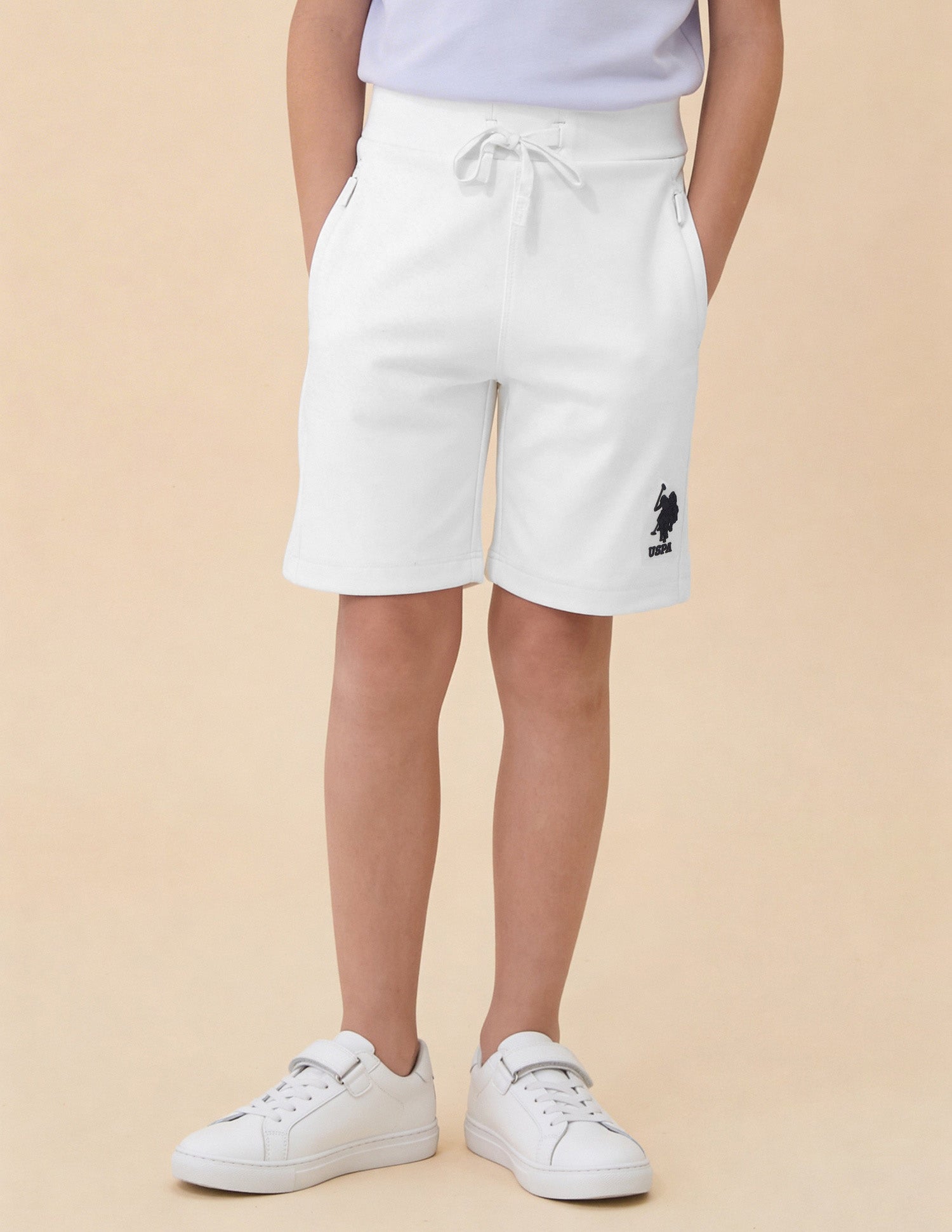 Mid Rise Regular Fit Shorts