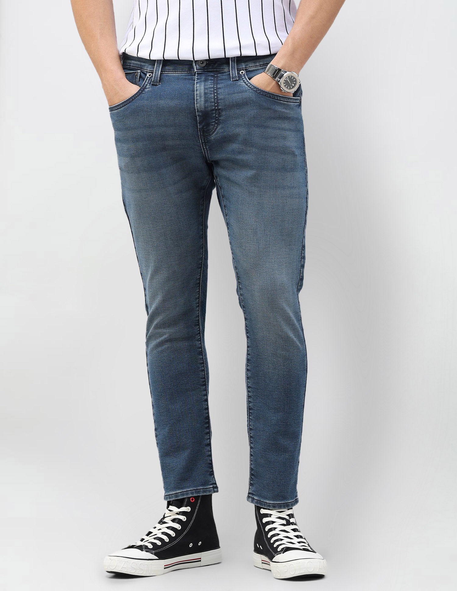 Henry Tapered Fit Blue Jeans
