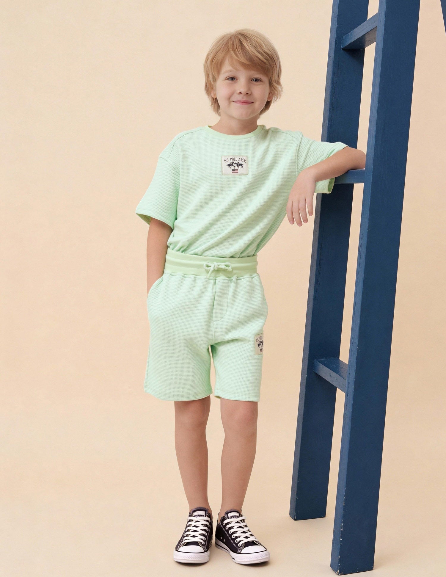 Boys Textured Regular Fit Shorts