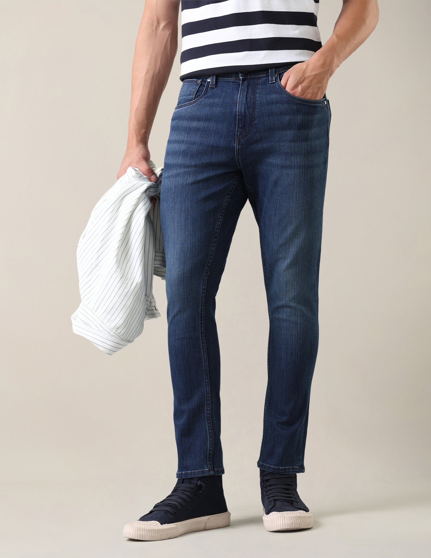 Henry Tapered Fit Blue Jeans Blue - U.S. Polo Assn. India | Large