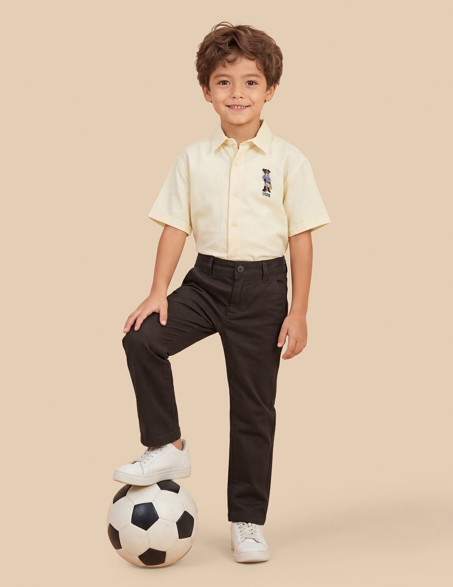 Solid Slim Fit Trousers Brown - U.S. Polo Assn. India | Large