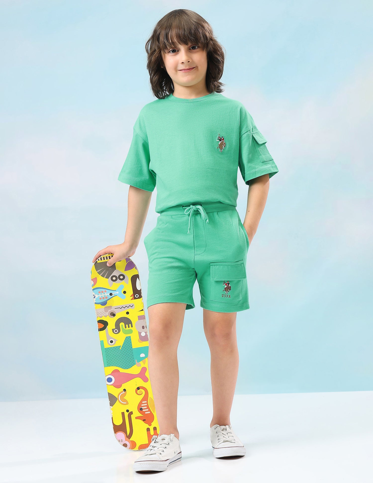 Mid rise Regular Fit Shorts