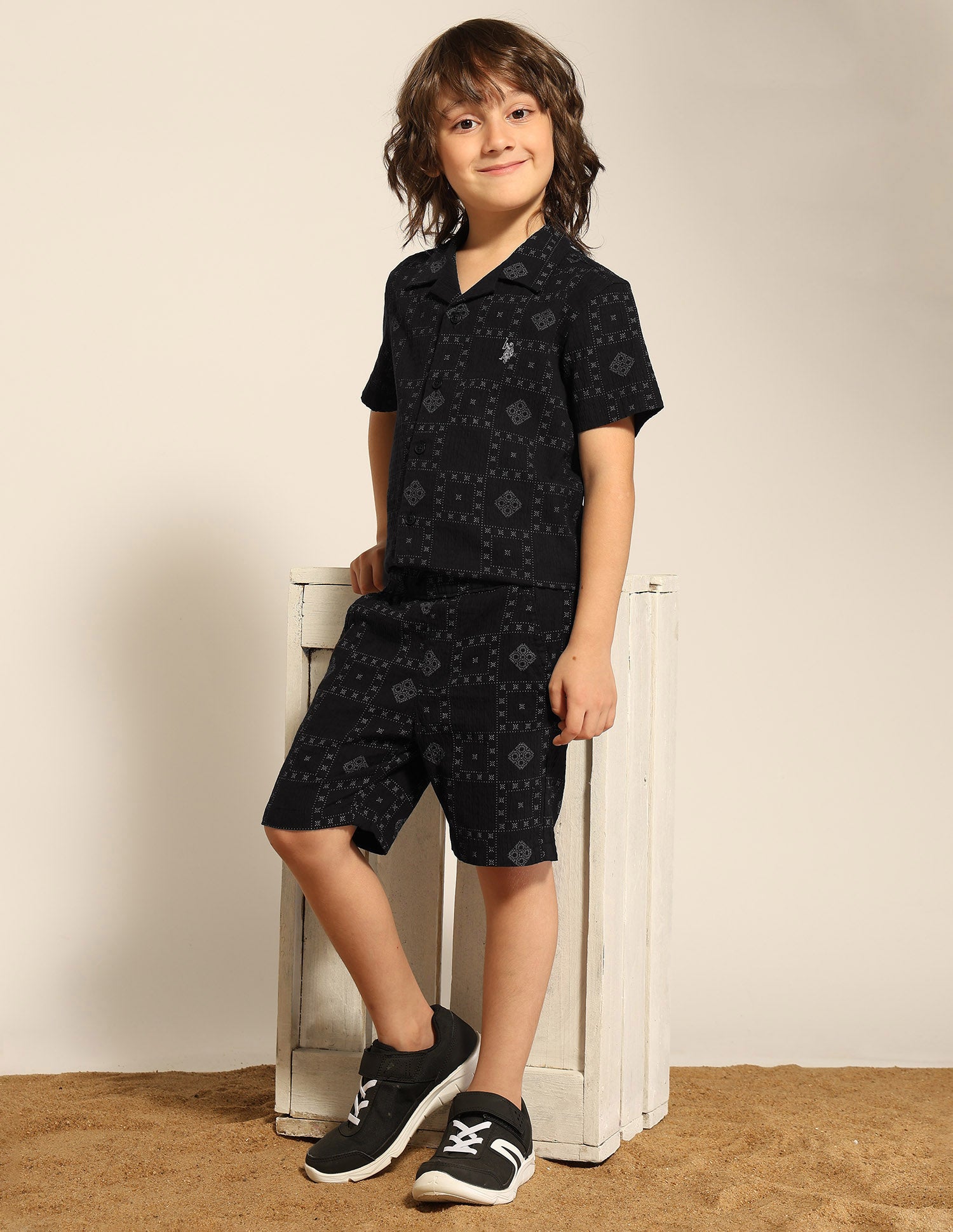 Boys Geometric Printed Regular Fit Shorts