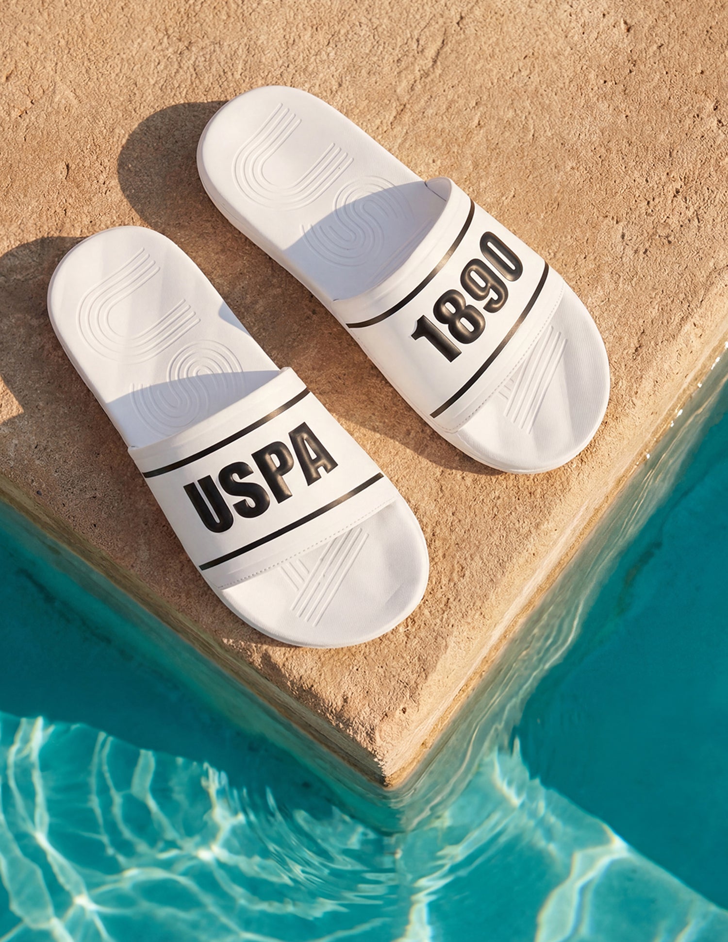 Men Deja Brand Printed Slippers