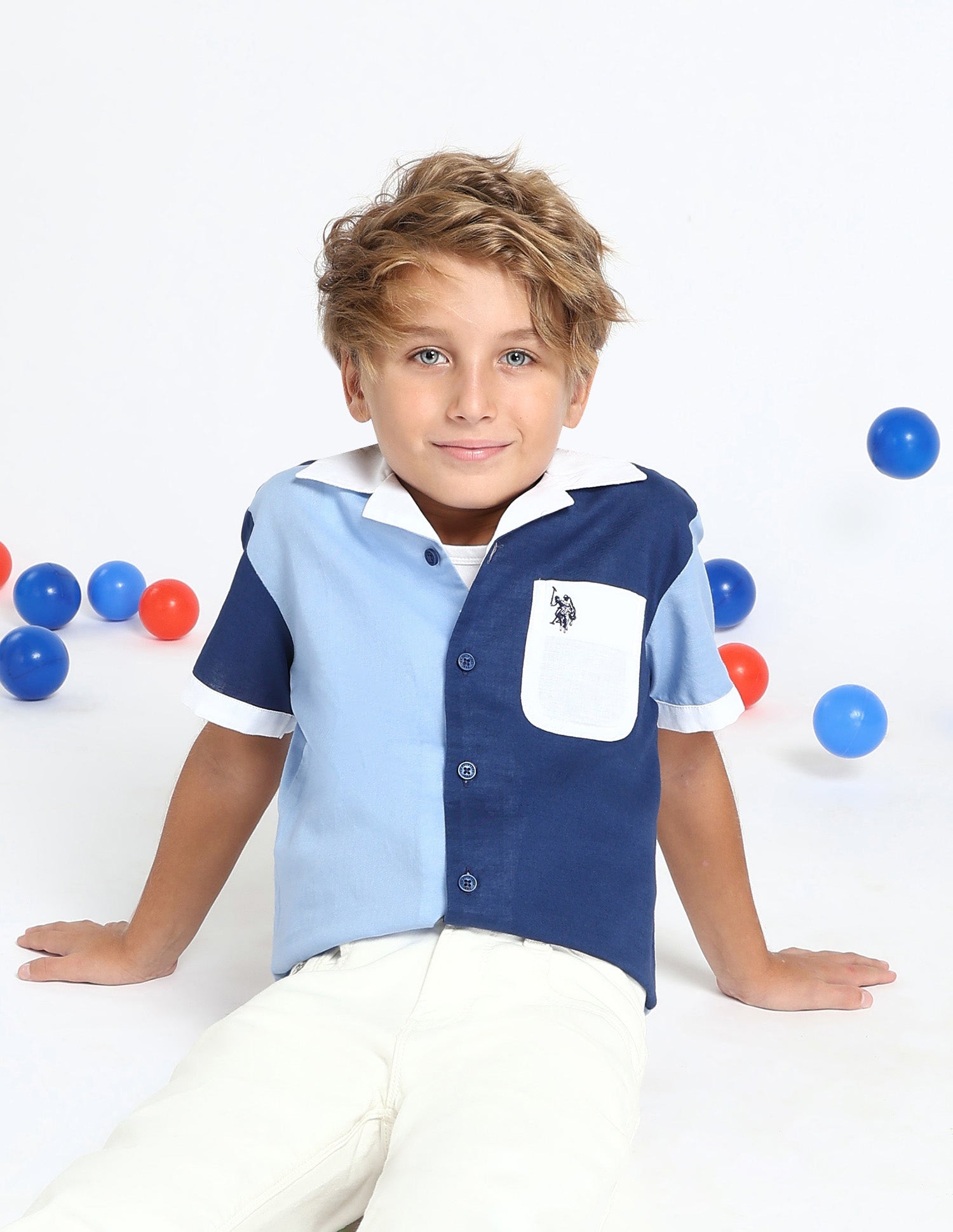 Boys Colourblocked Regular Fit Shirt