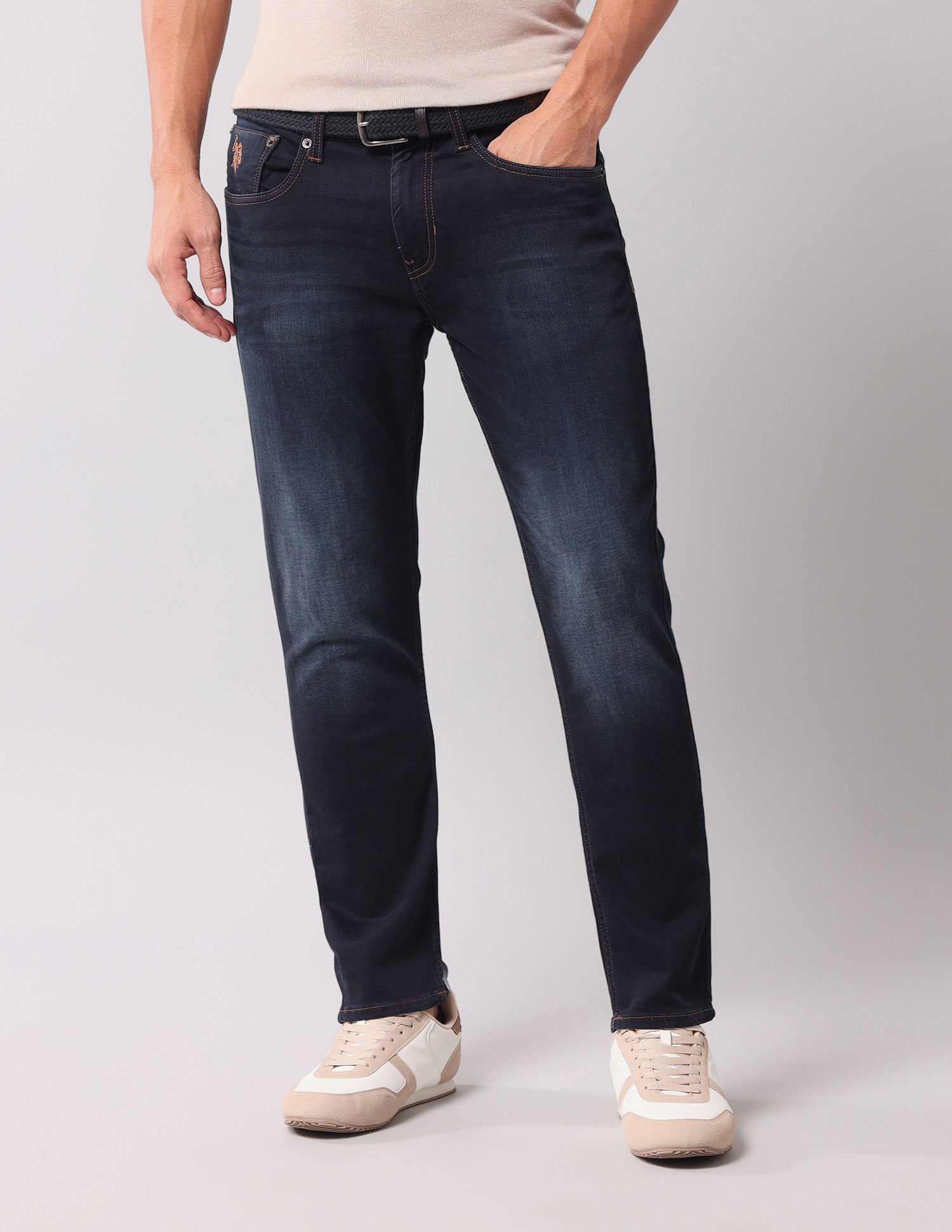 Henry Tapered Fit Blue Jeans