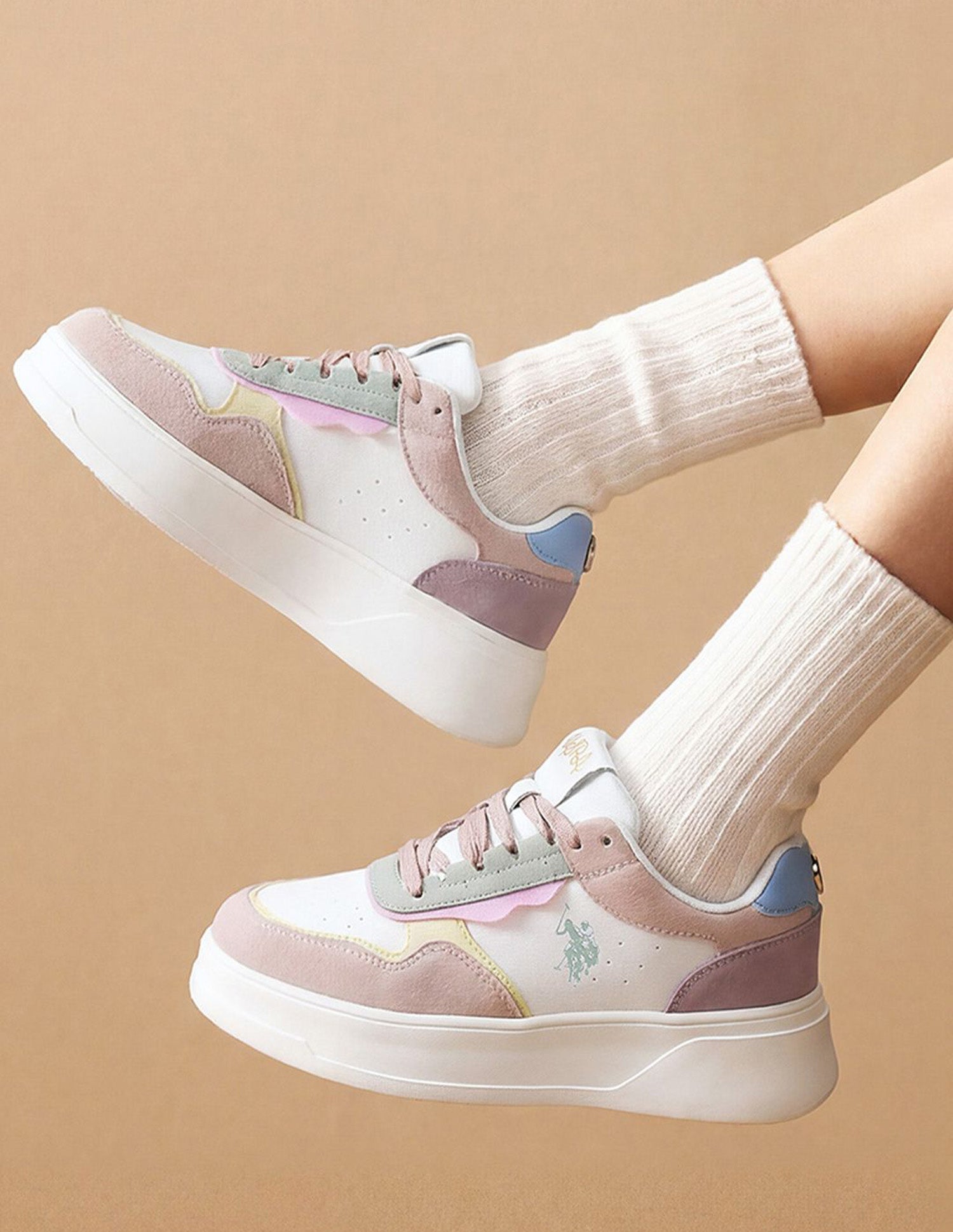 Aluna Colourblocked Sneakers Shoes