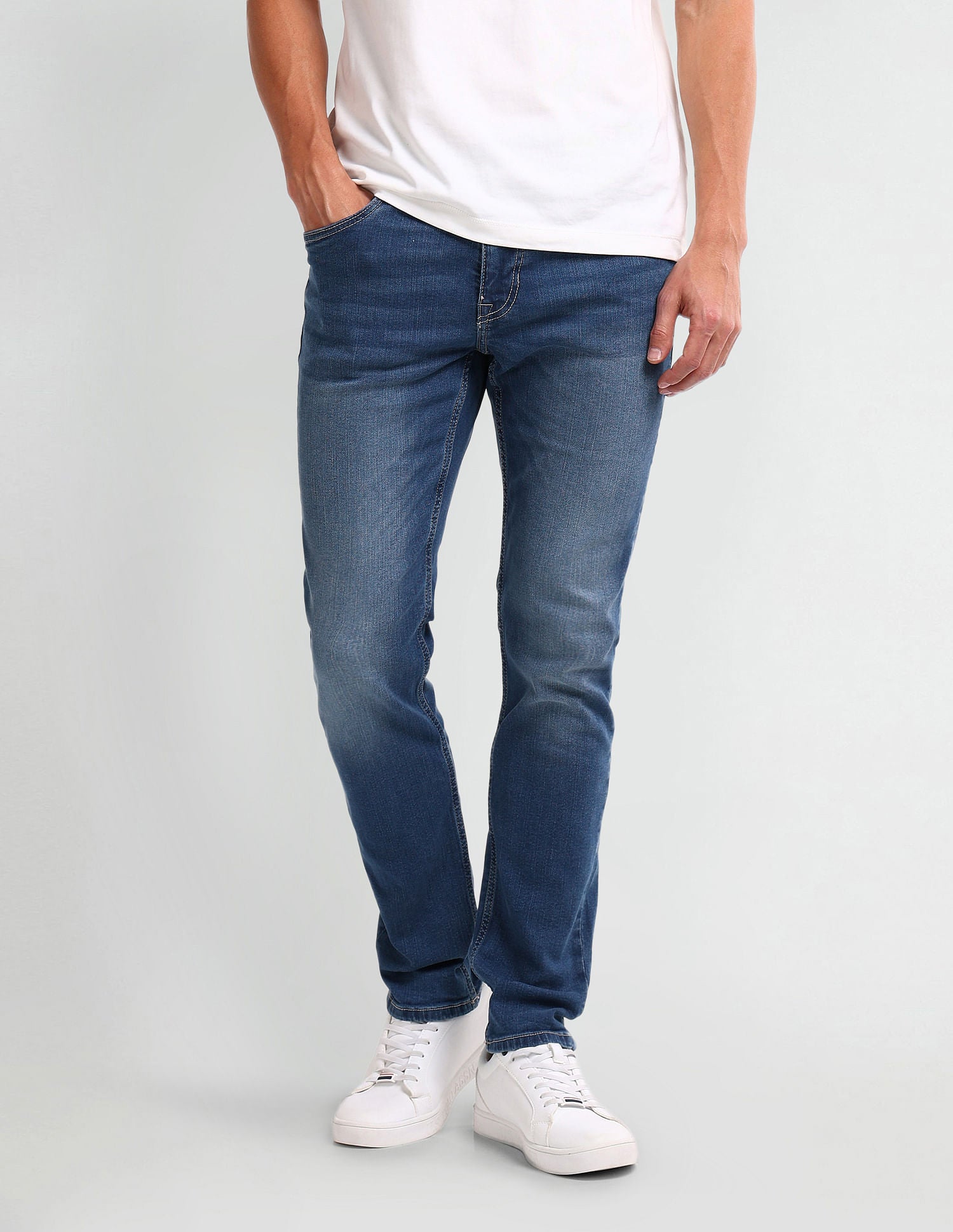 Brandon Slim Tapered Blue Jeans Blue - U.S. Polo Assn. India | Large