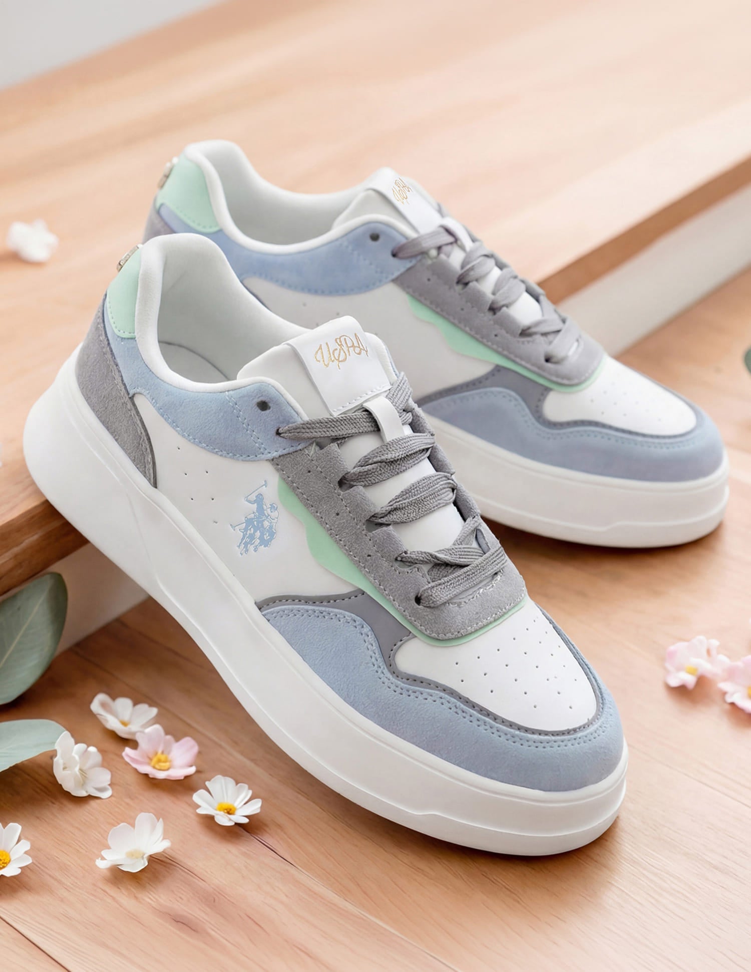 Women Aluna Colourblocked Lace Ups Sneakers Off White - U.S. Polo Assn. India | Large