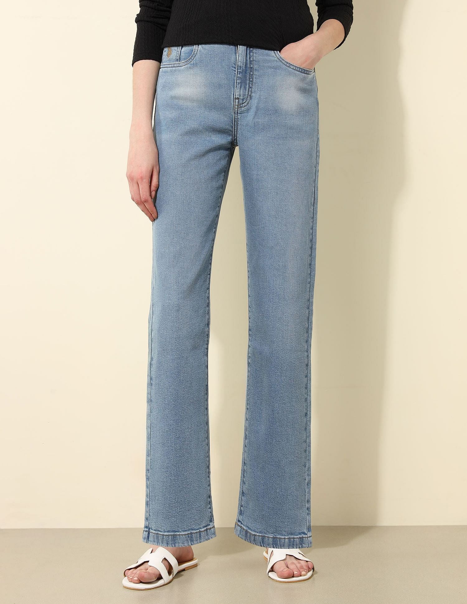 High Rise Straight Fit Jeans