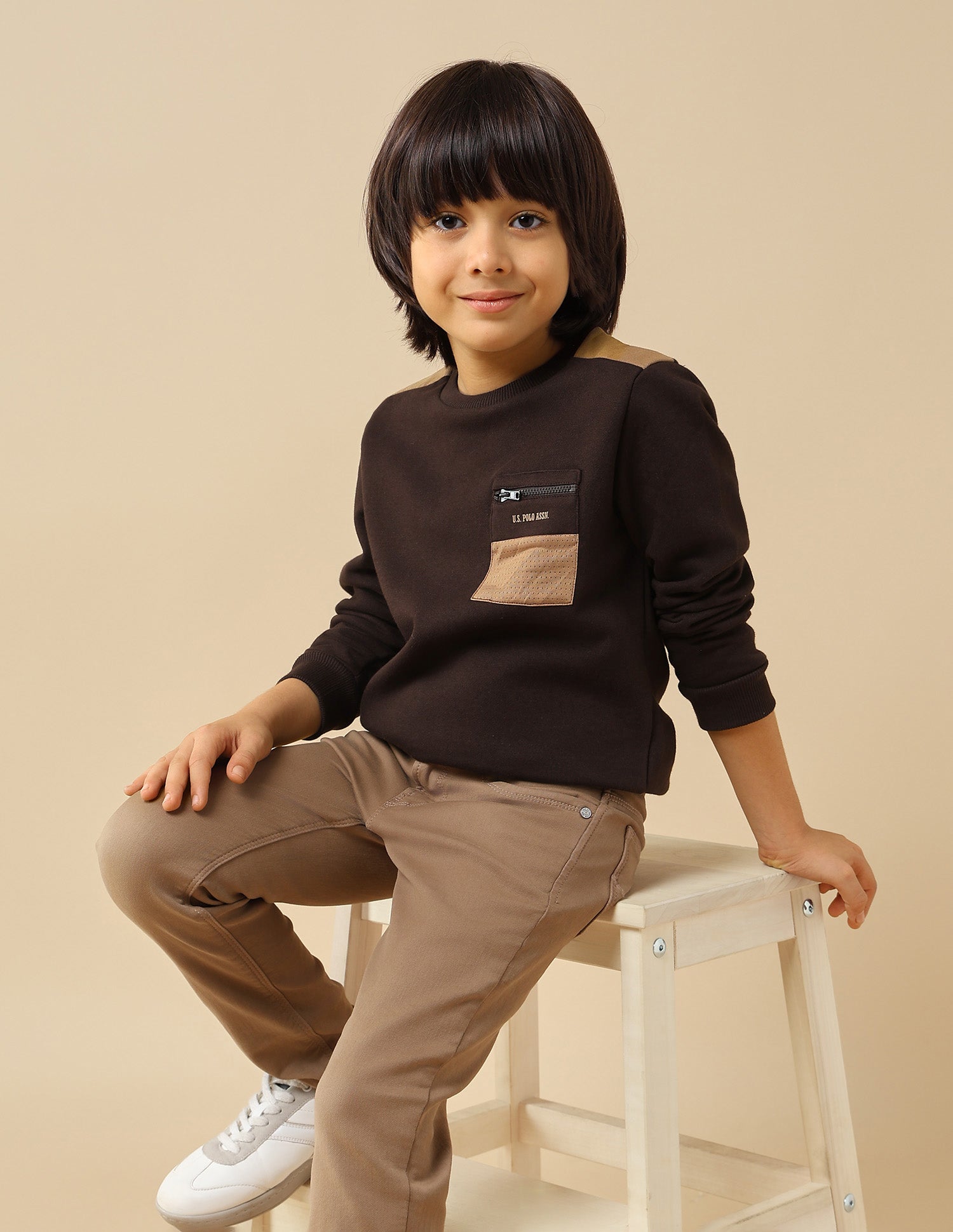 Boys Solid Regular Fit Sweatshirt