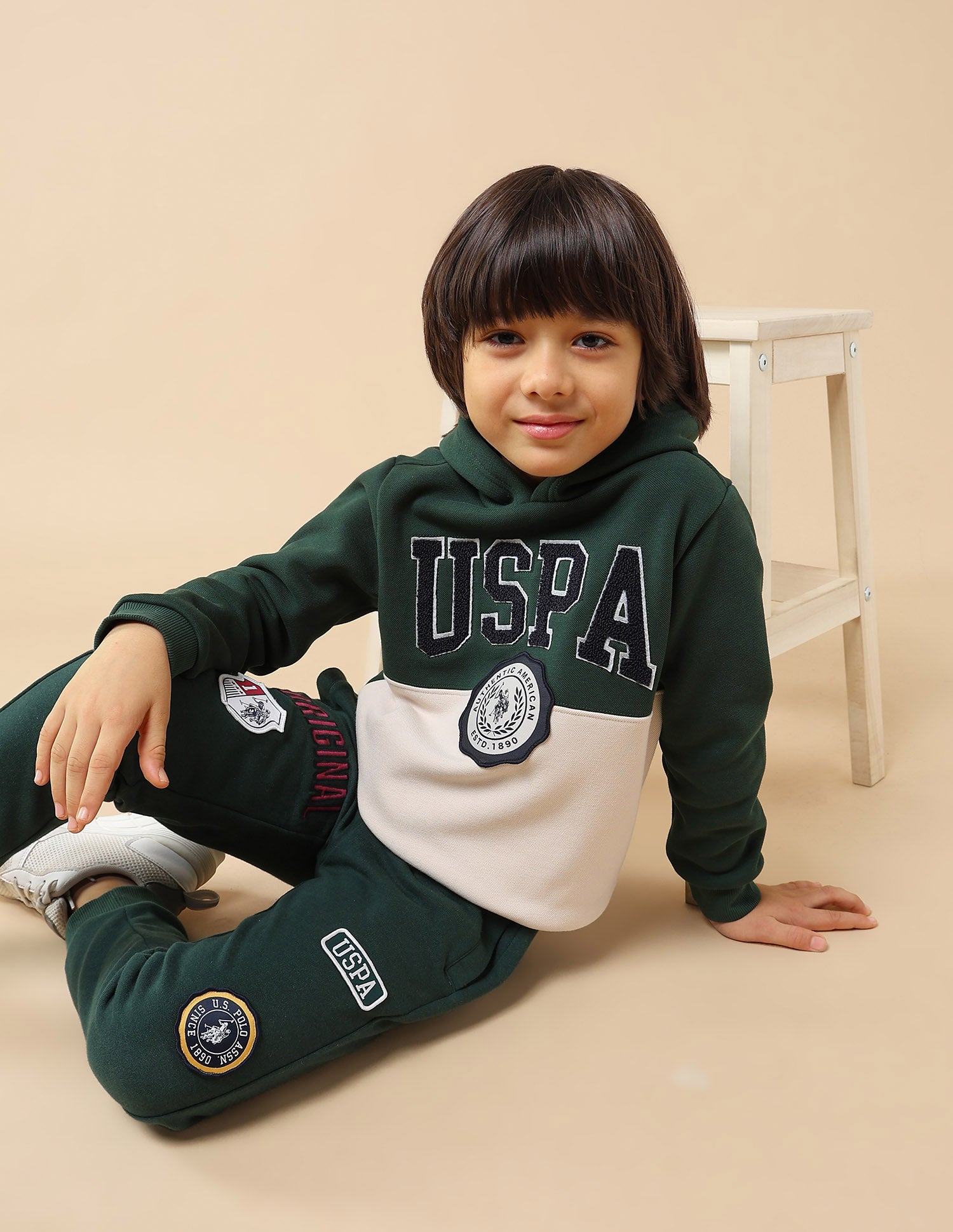 Boys Brand Appliqued Regular Fit Sweatshirt