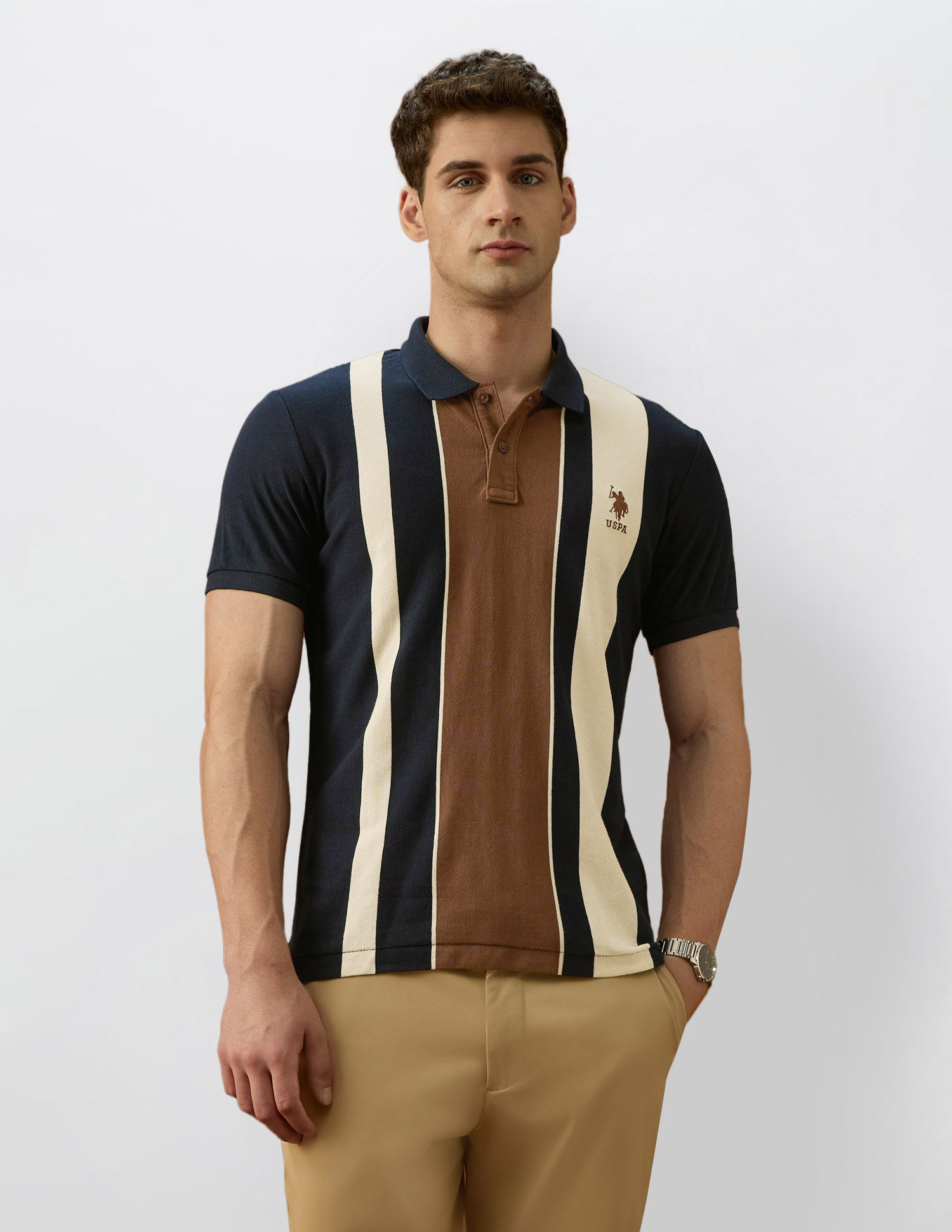 Colourblocked Equestrian Aisle Theater Polo Shirt