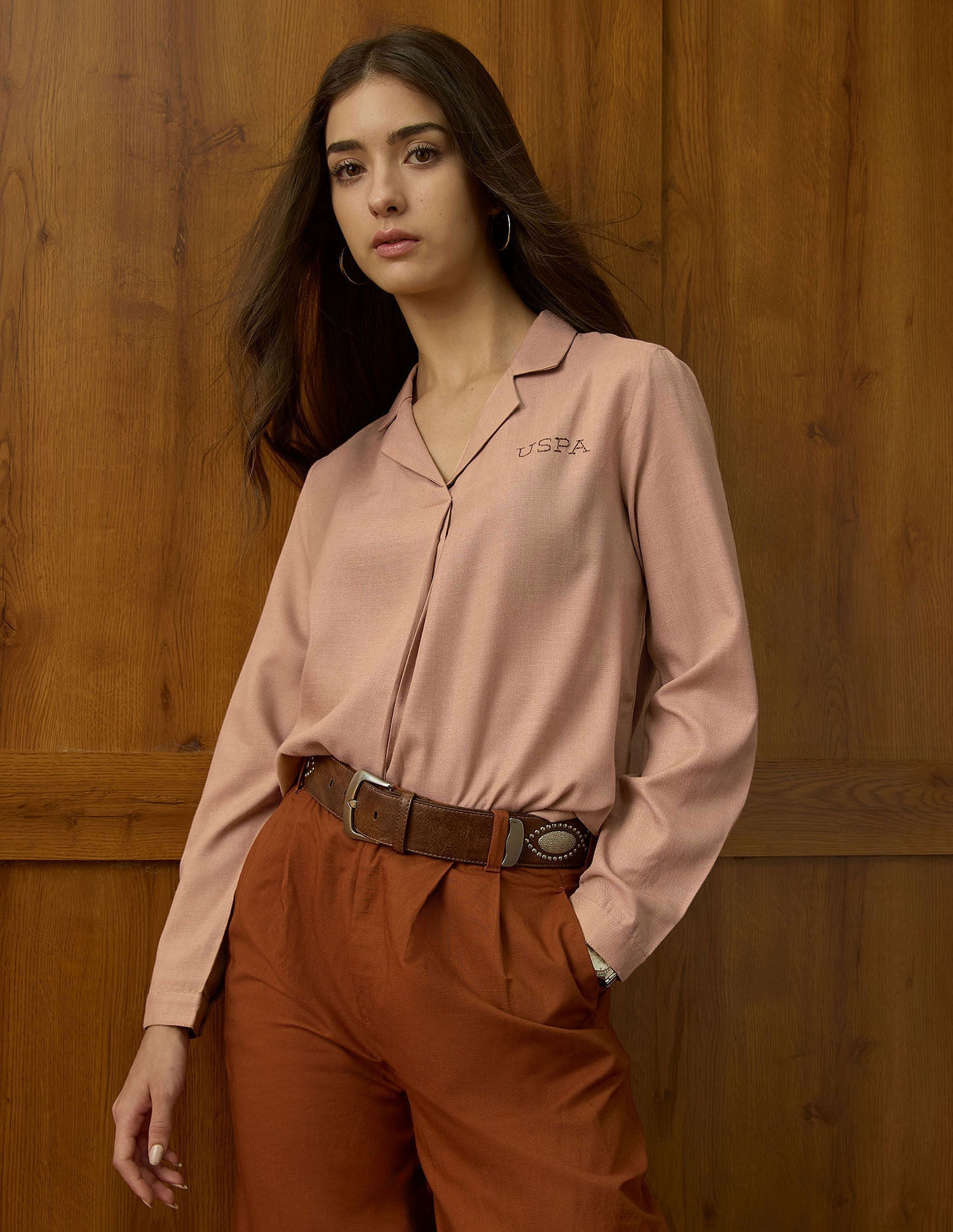 Notched Lapel Pleated Shirt
