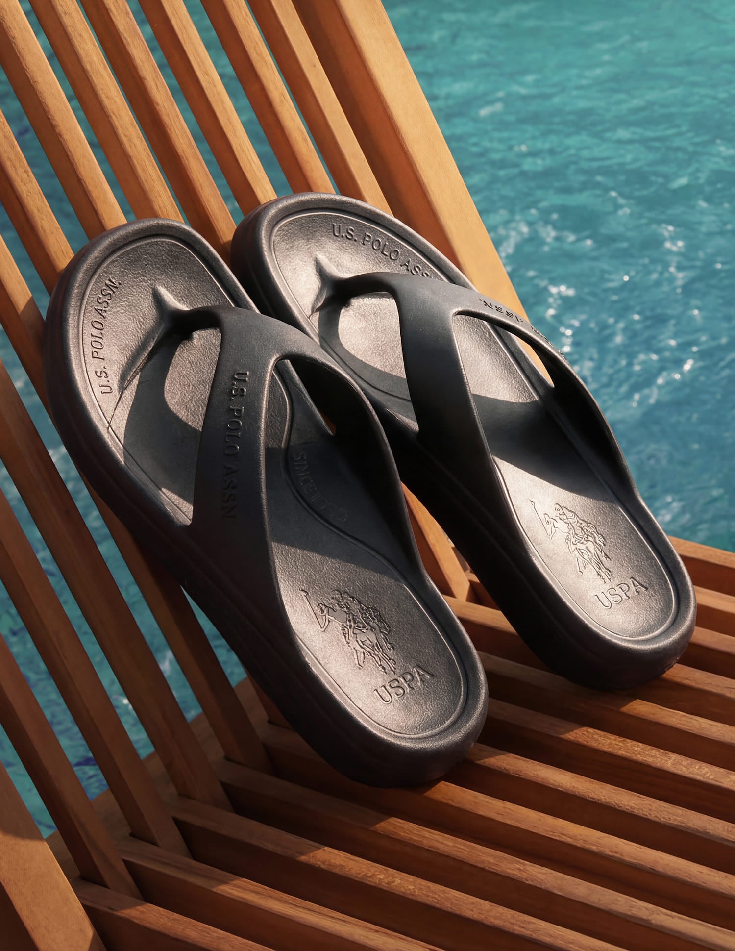 Men Cole V-Strap Flip Flops Black - U.S. Polo Assn. India | Large